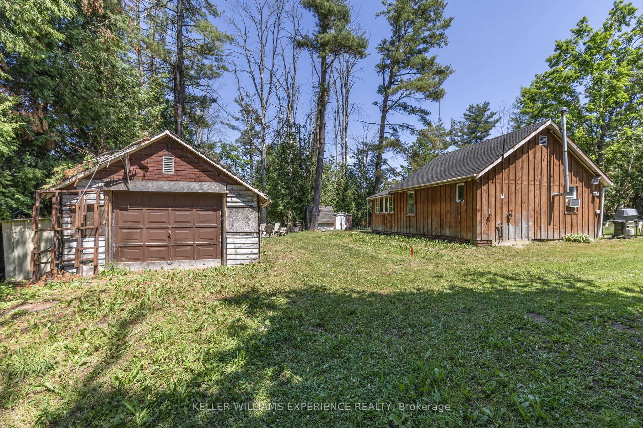 10 Simcoe Road Property Photo 15