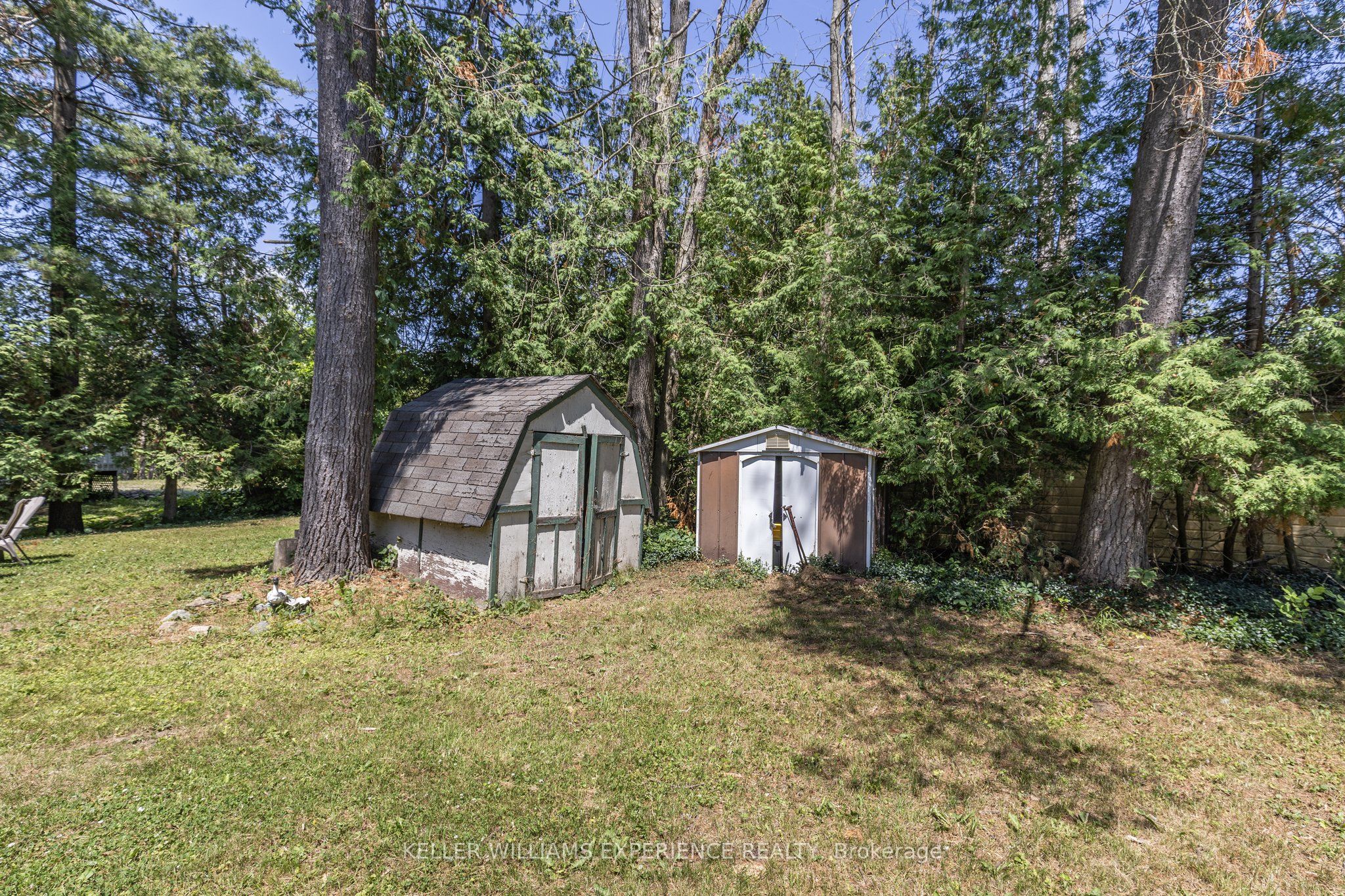 10 Simcoe Road Property Photo 16