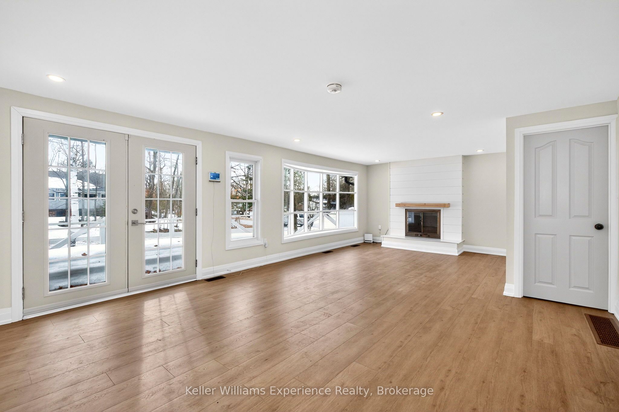 29 Nida Drive Property Photo 11