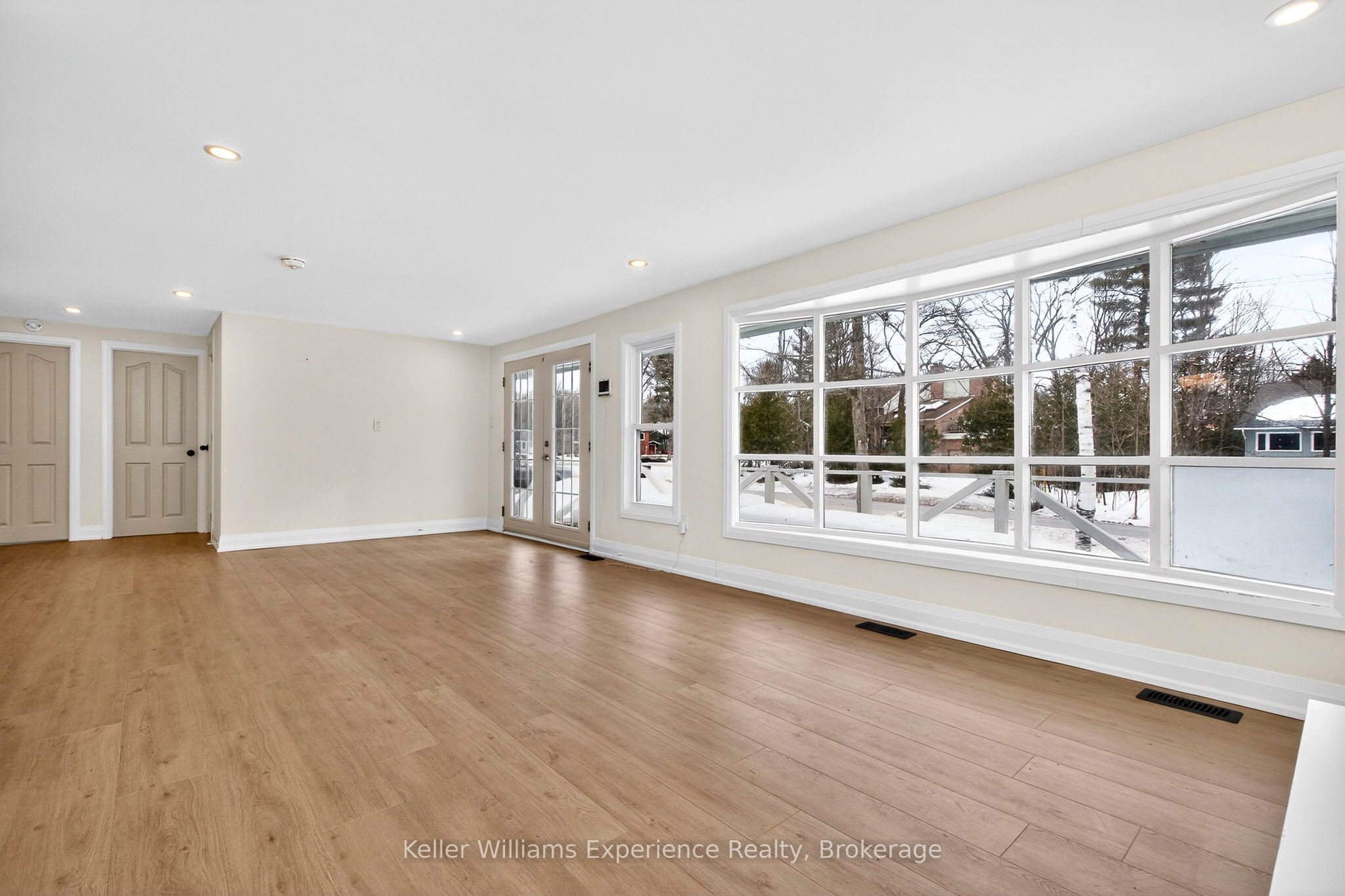 29 Nida Drive Property Photo 13