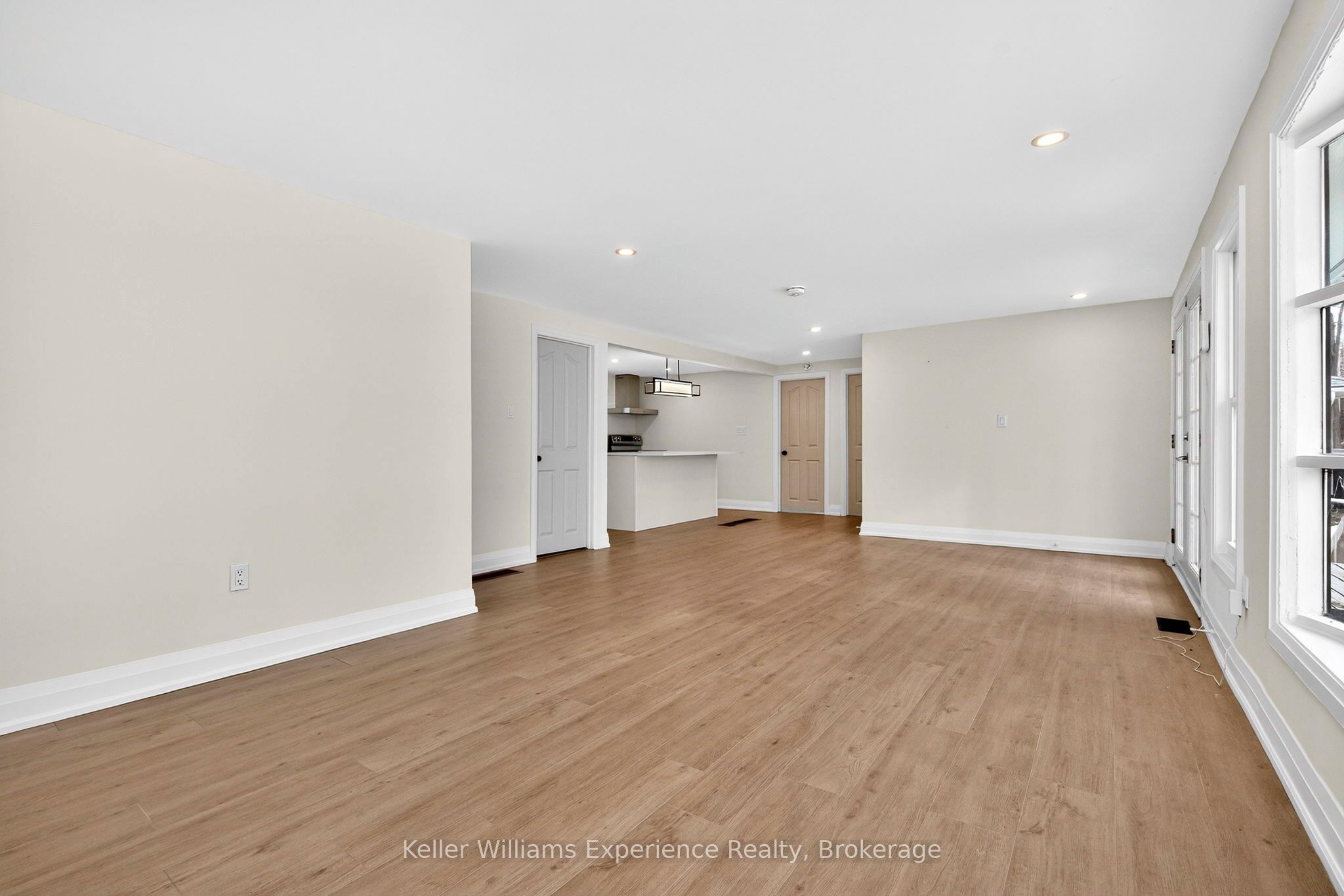 29 Nida Drive Property Photo 14