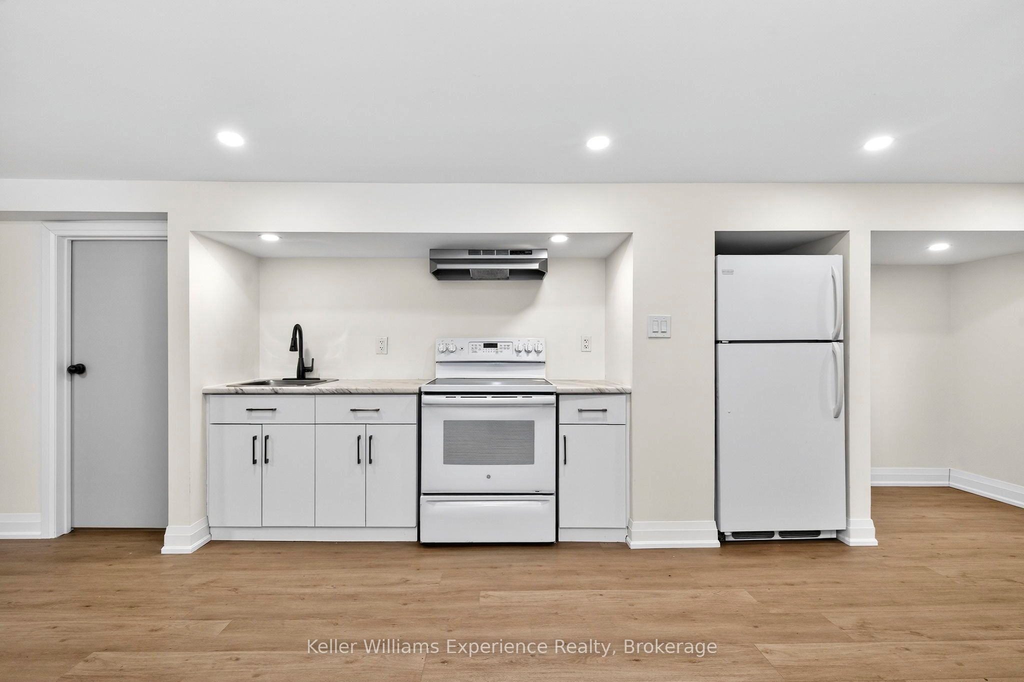 29 Nida Drive Property Photo 29