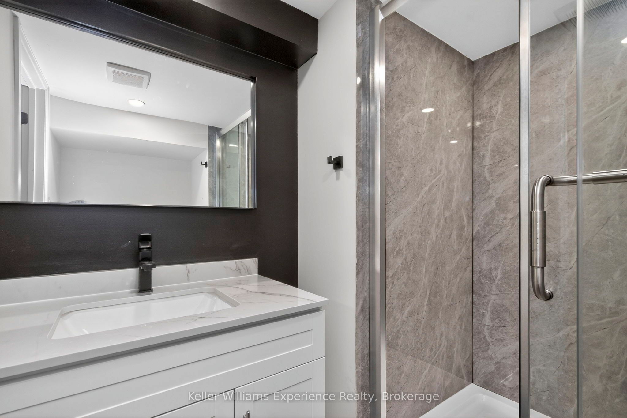 29 Nida Drive Property Photo 33