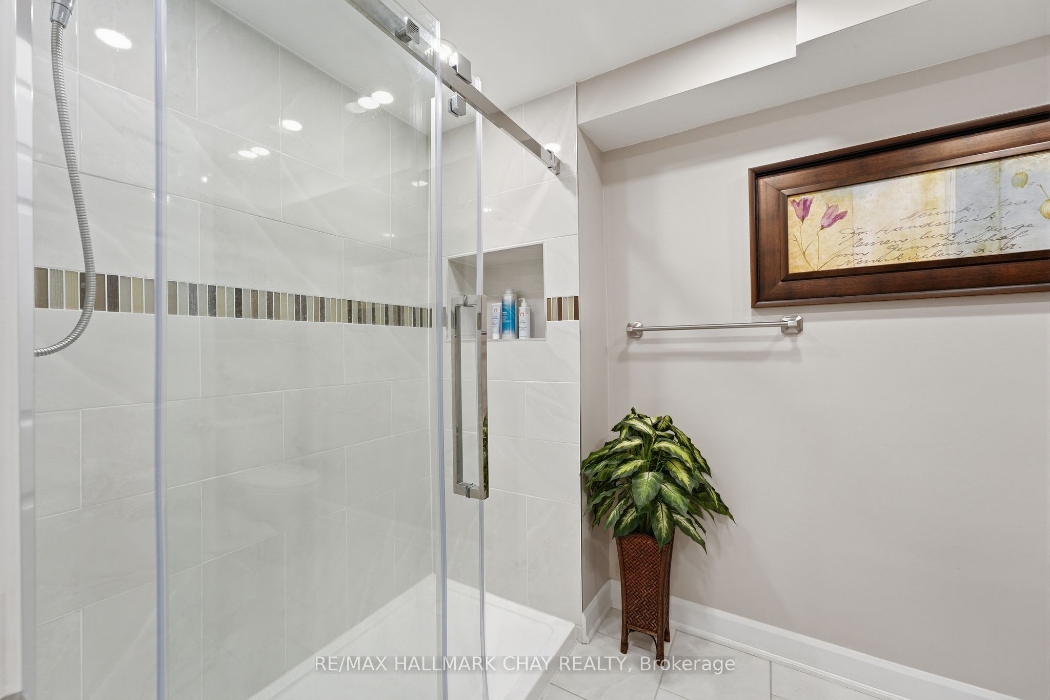 228 Wessenger Drive Property Photo 29