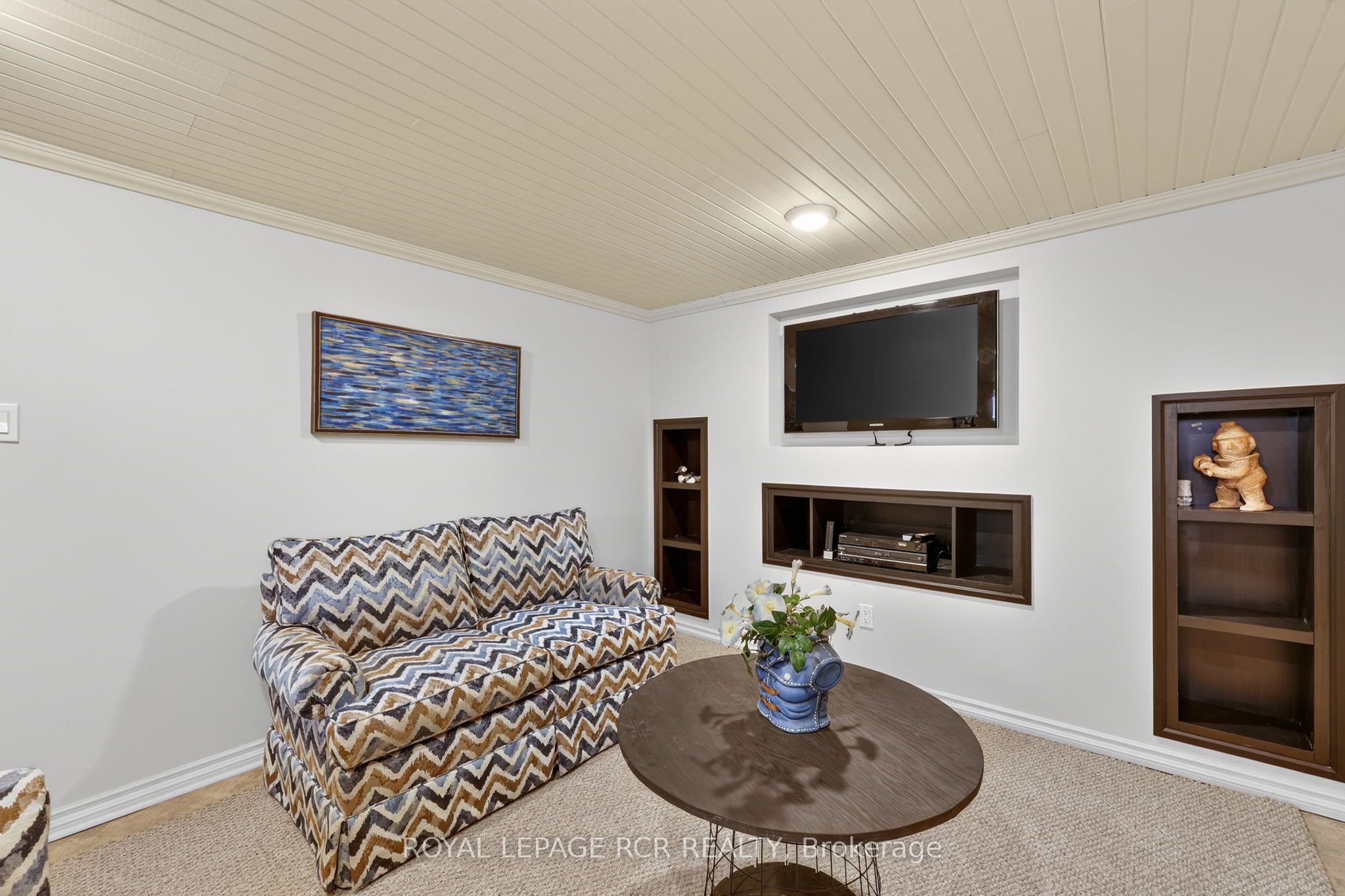 65 Donald Street Property Photo 32