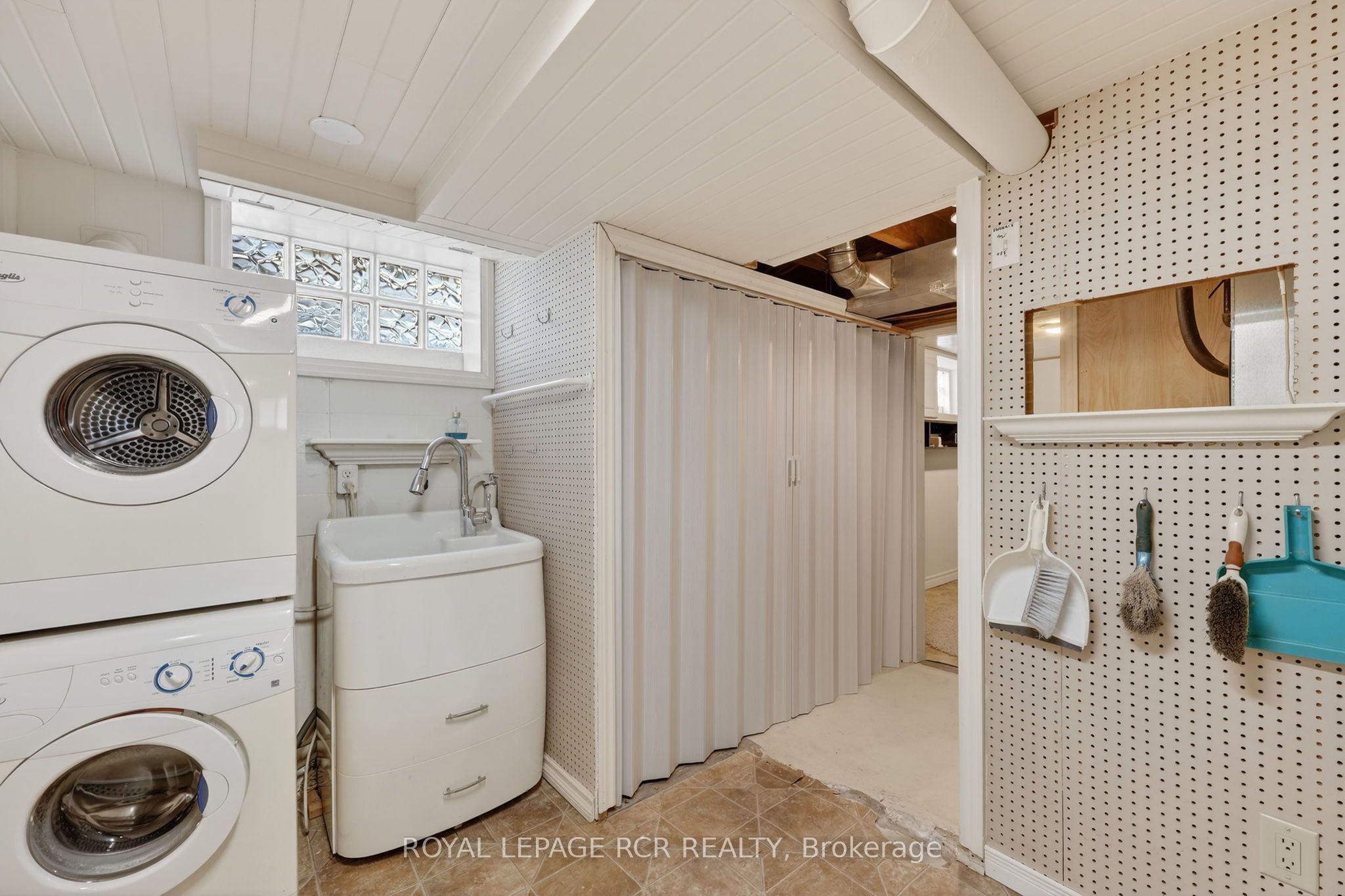 65 Donald Street Property Photo 35