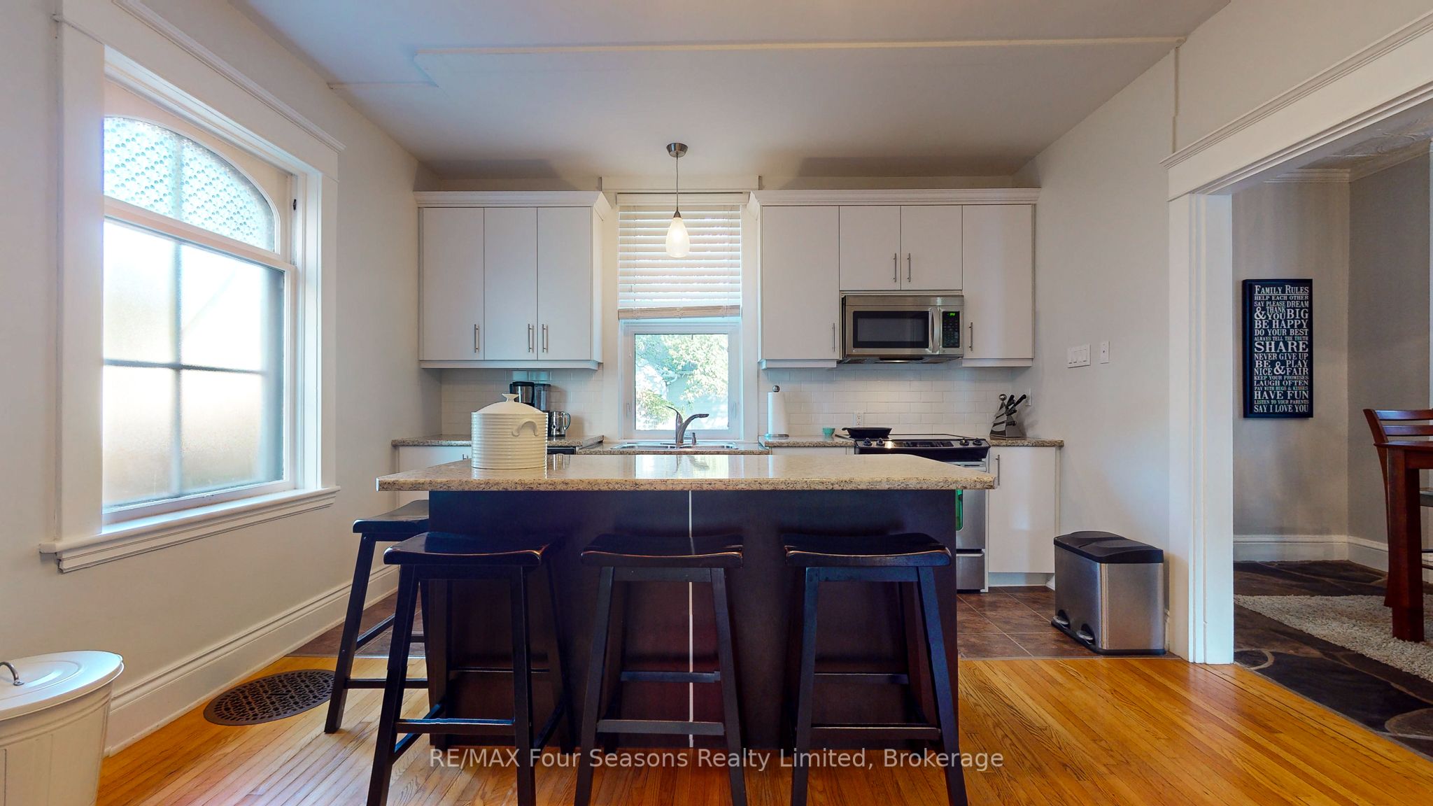 143 Fourth Street W Property Photo 10