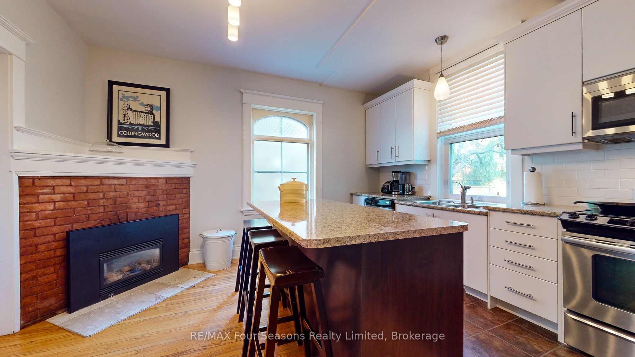 143 Fourth Street W Property Photo 11