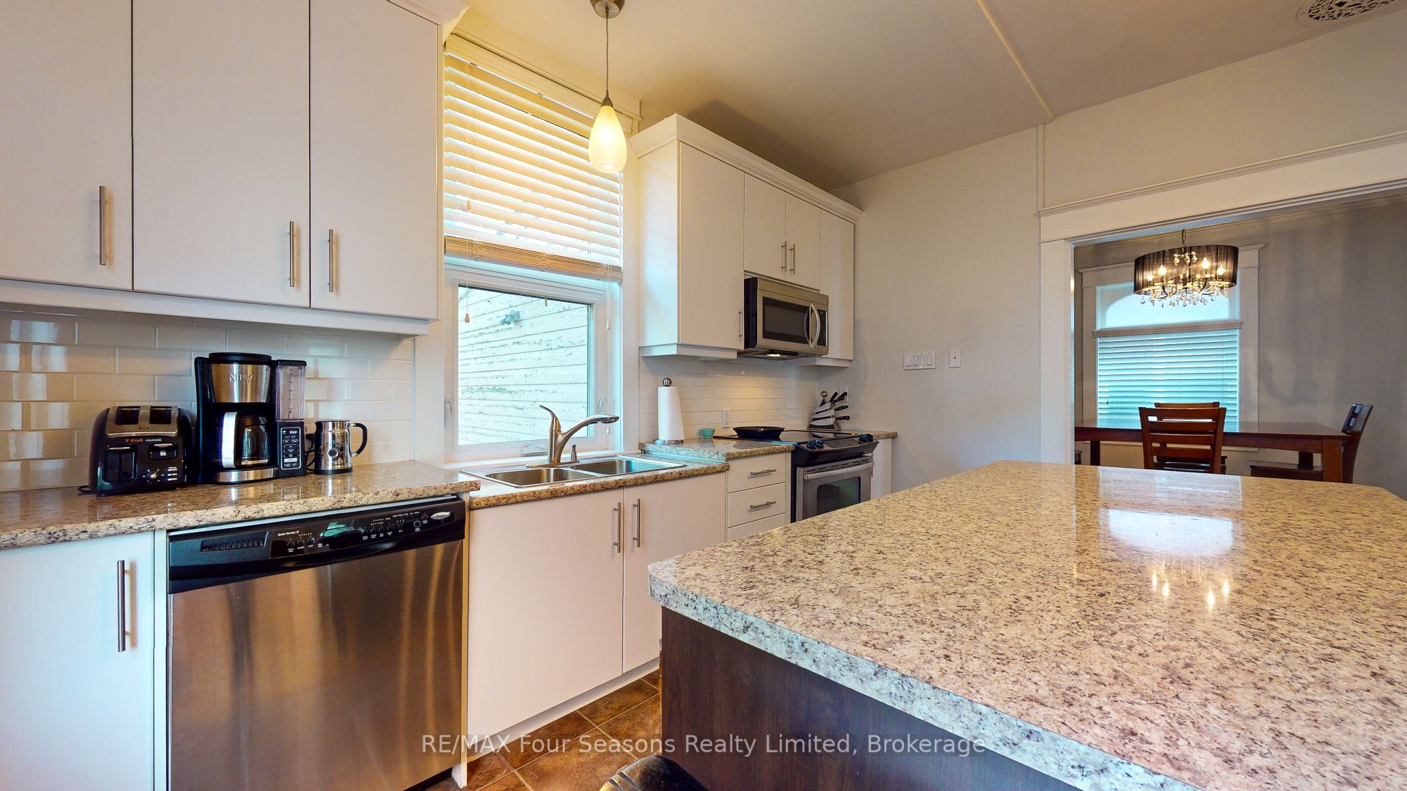143 Fourth Street W Property Photo 14