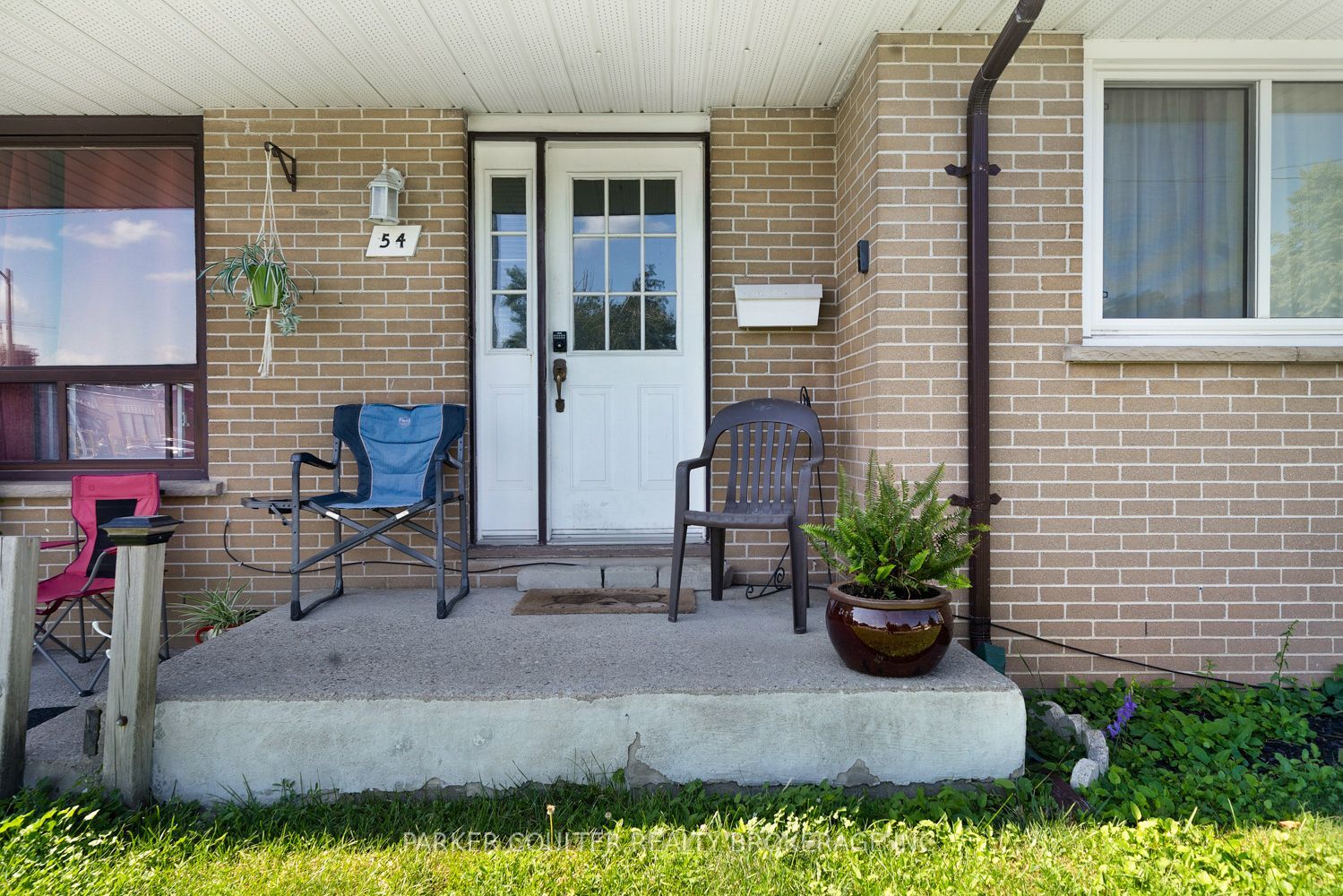 54 Ferris Lane Property Photo 3
