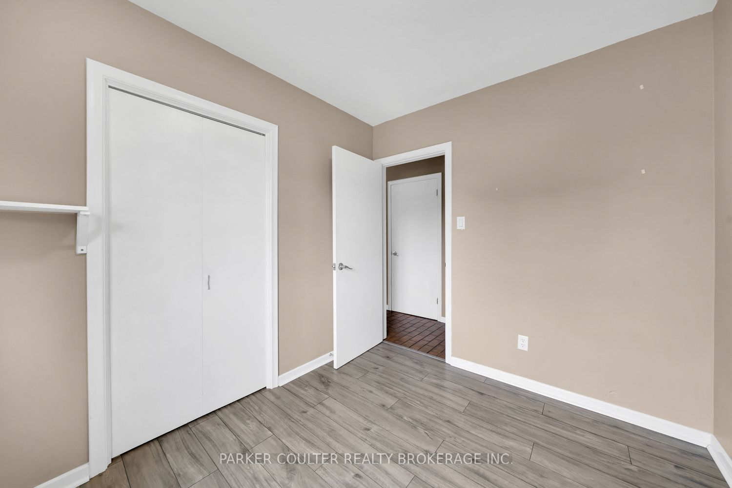 54 Ferris Lane Property Photo 12