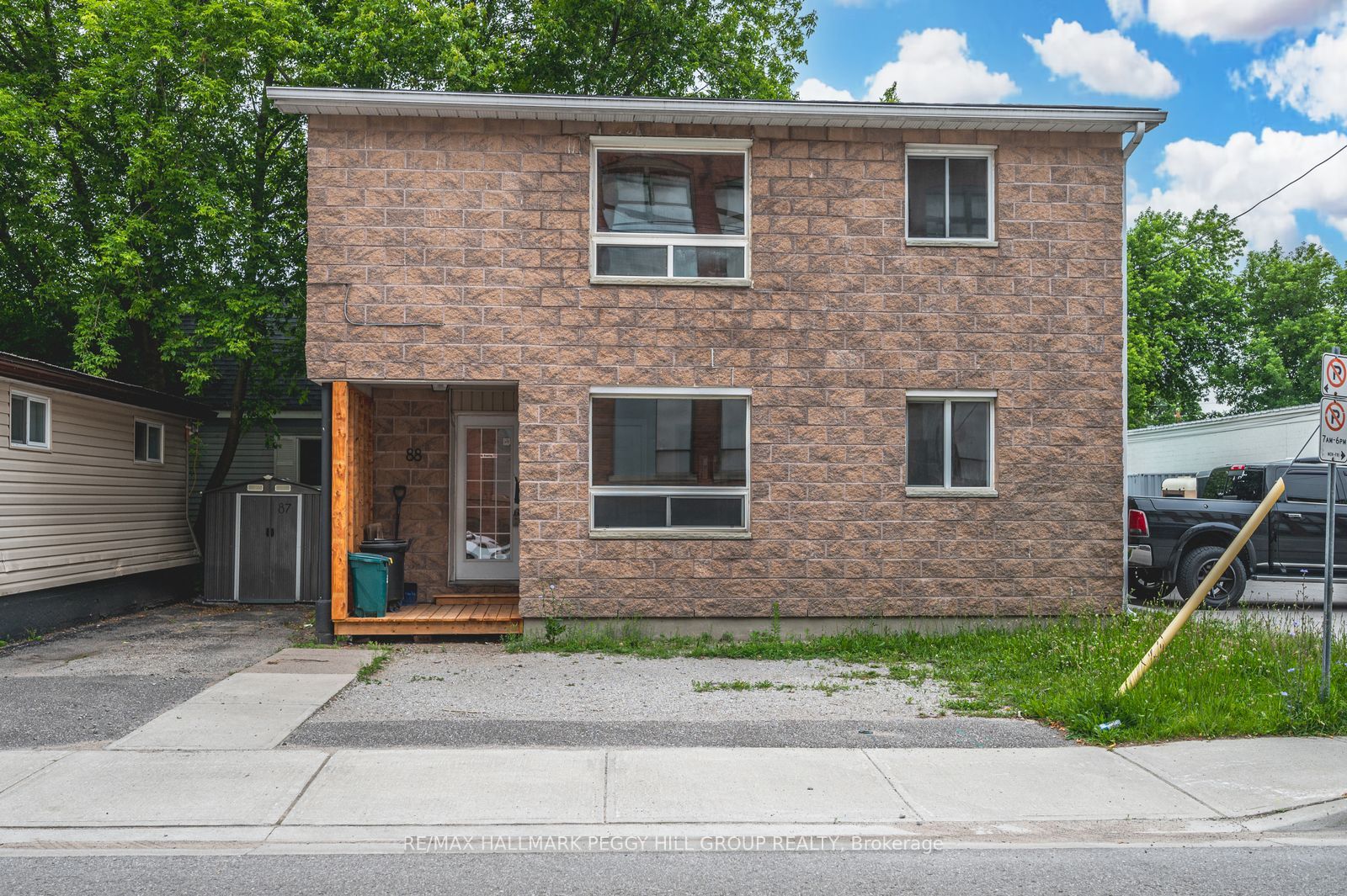88 Wyandotte Street Main Property Photo 1