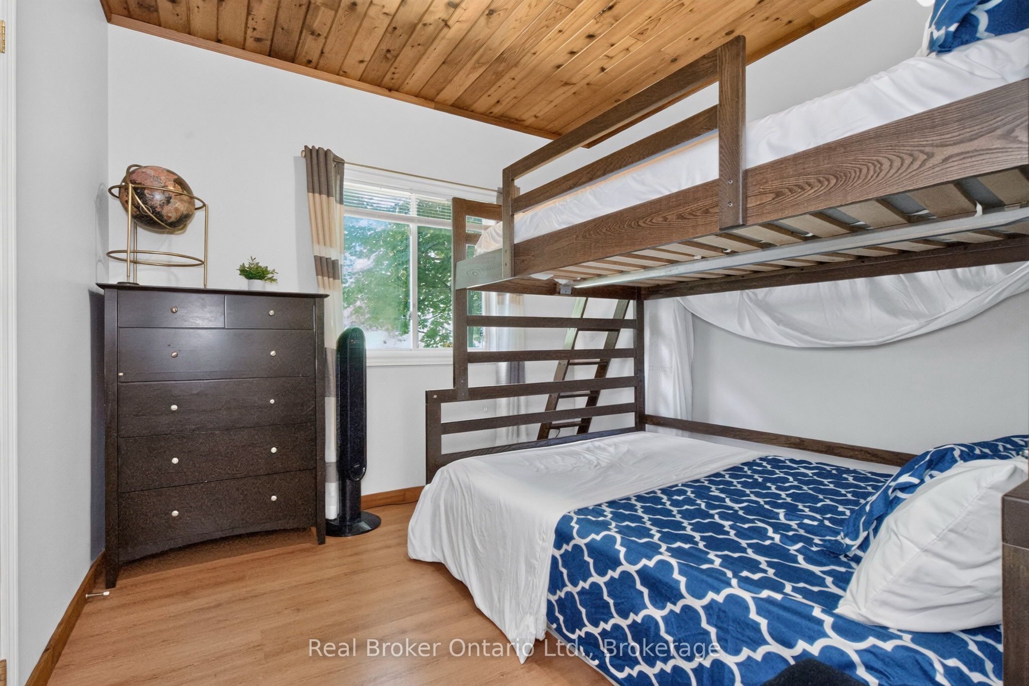 5 Sunburn Road Property Photo 13