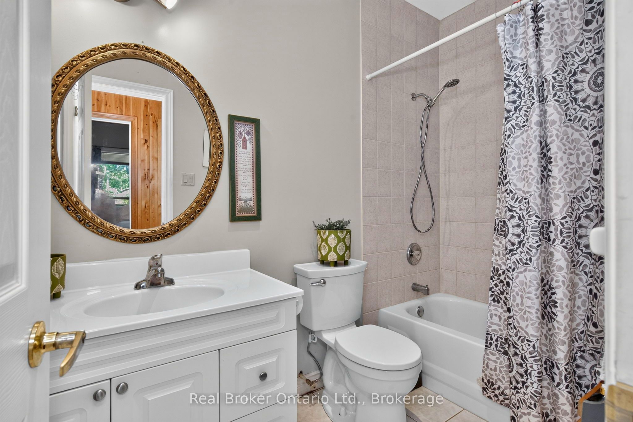 5 Sunburn Road Property Photo 15