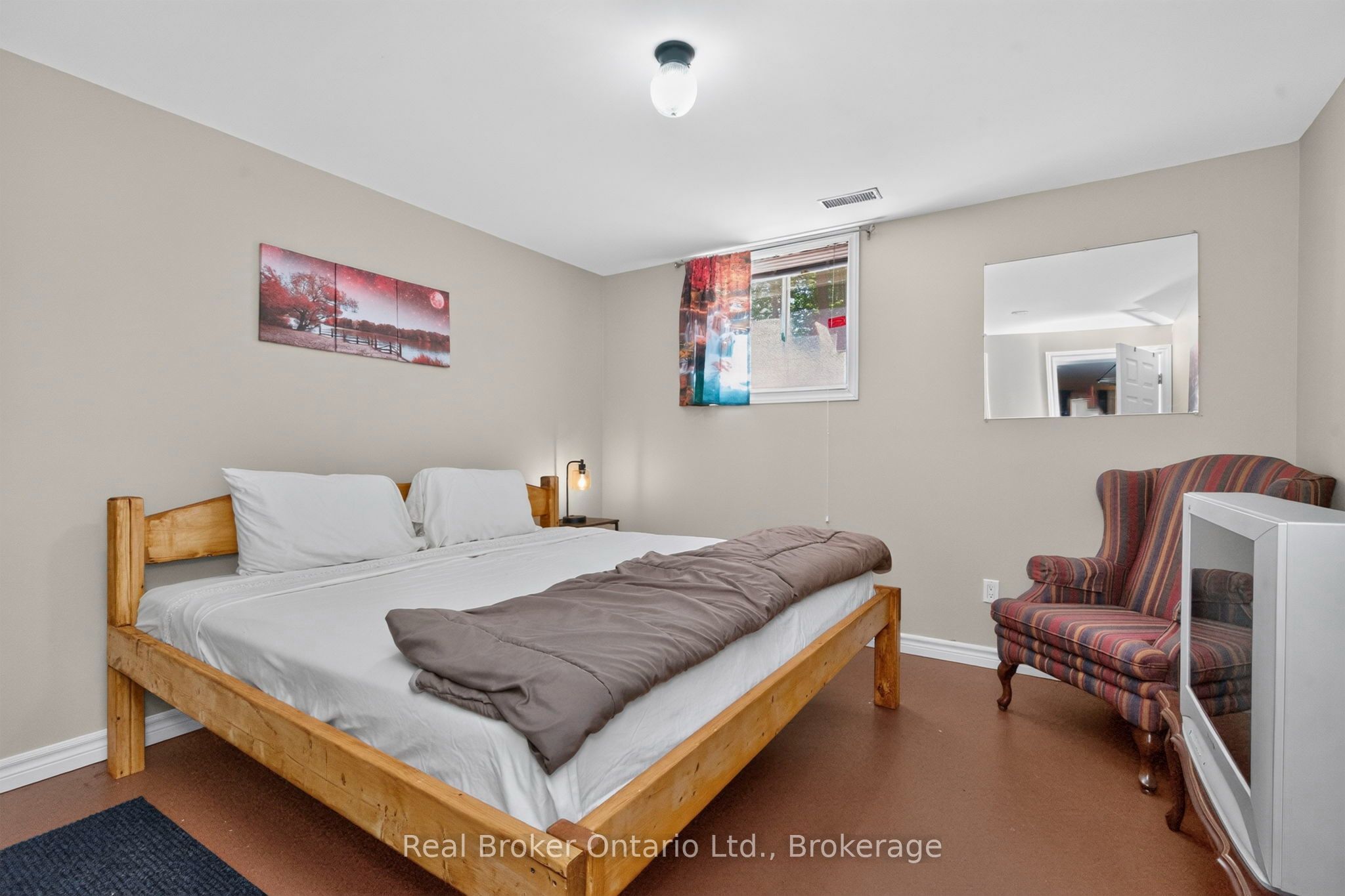 5 Sunburn Road Property Photo 21