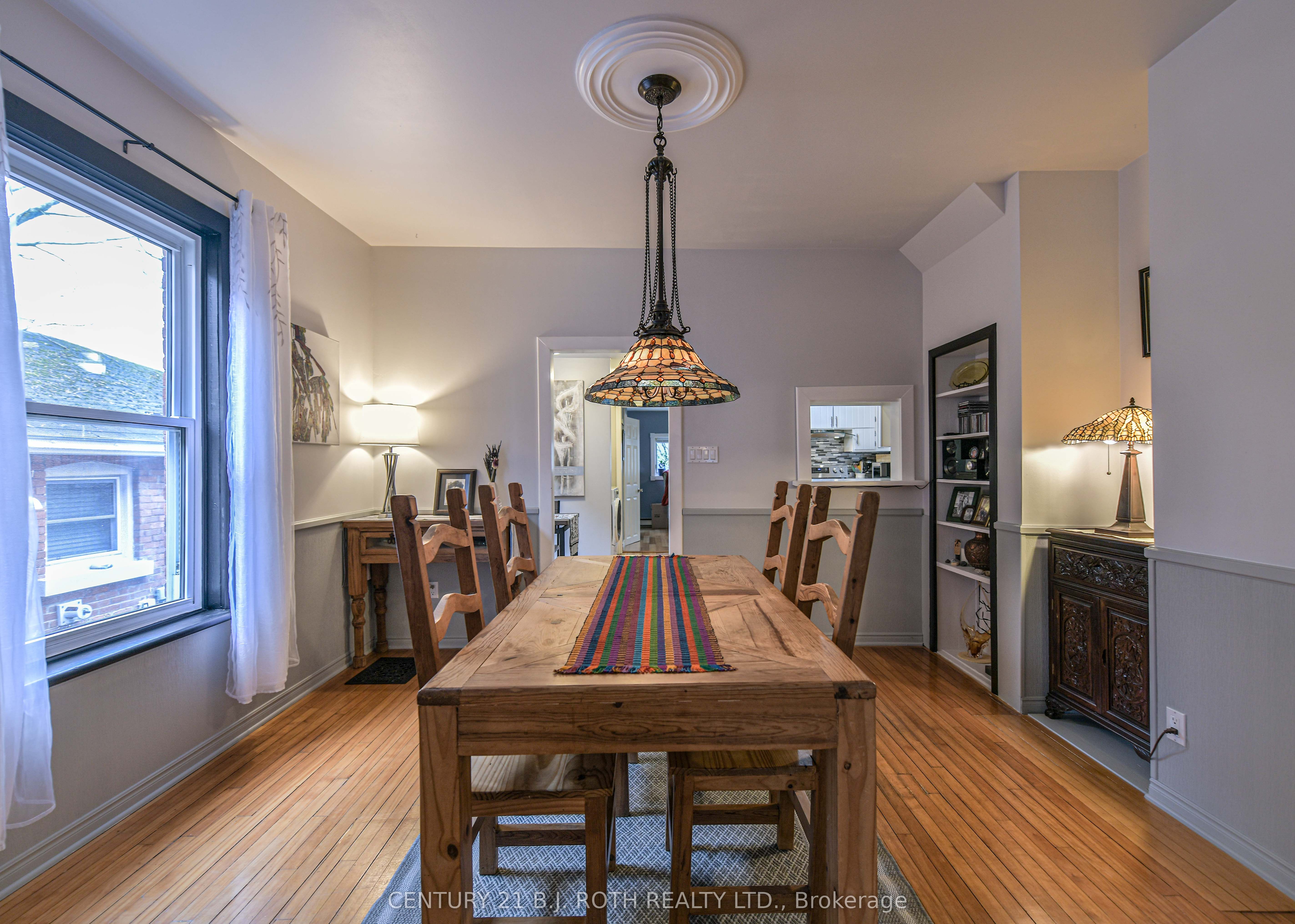 45 Albert Street N Property Photo 15