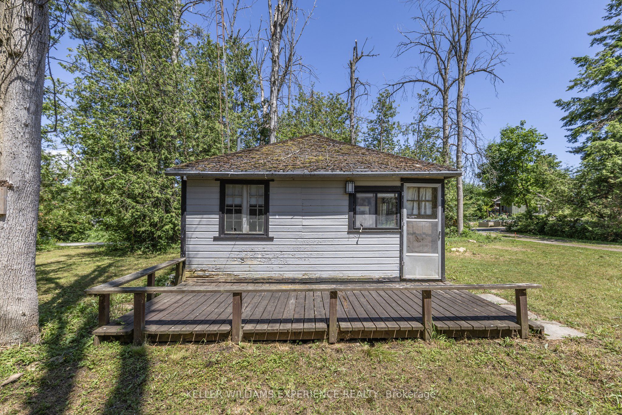 6 Orillia Road Property Photo 6