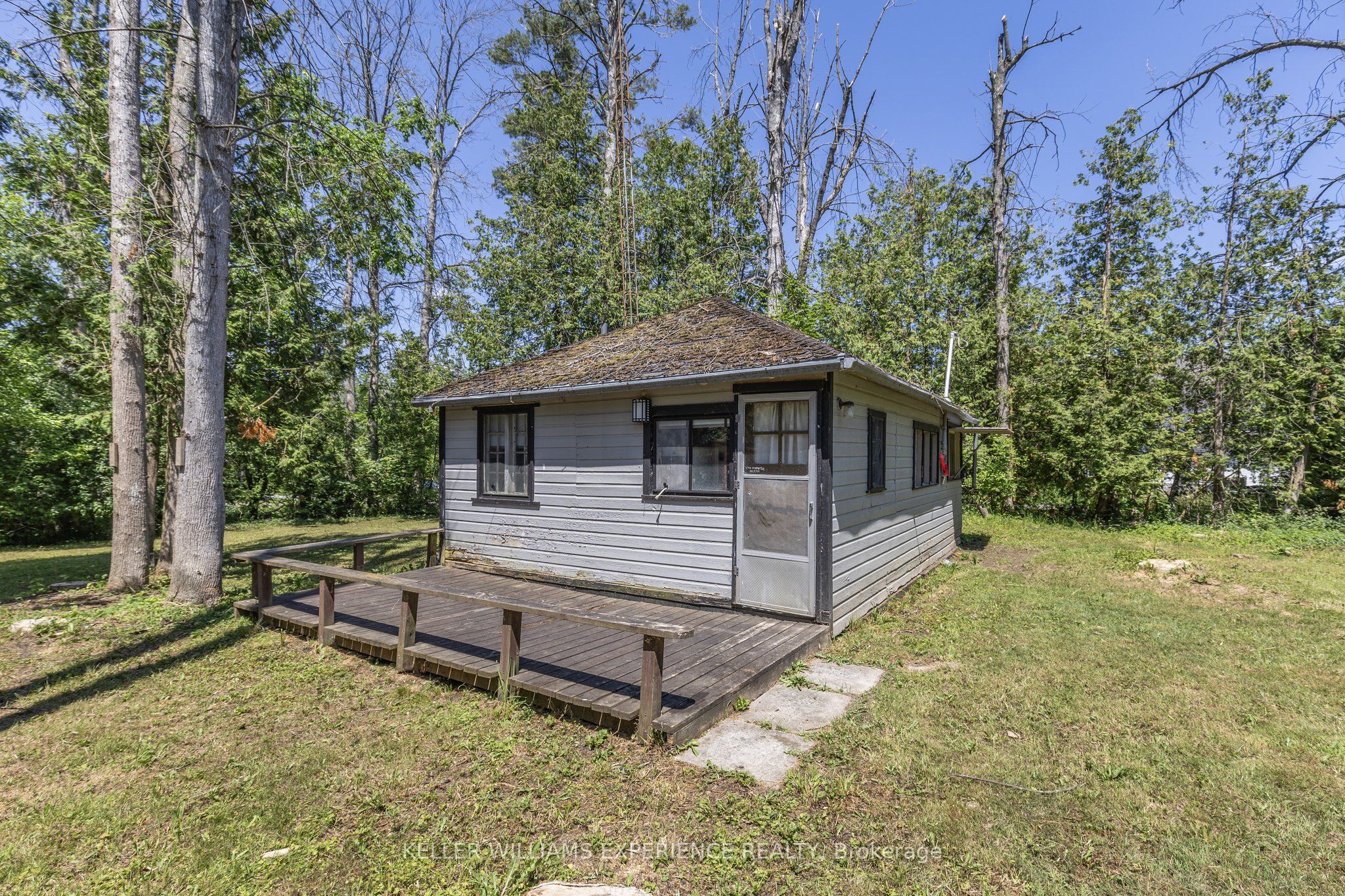 6 Orillia Road Property Photo 7