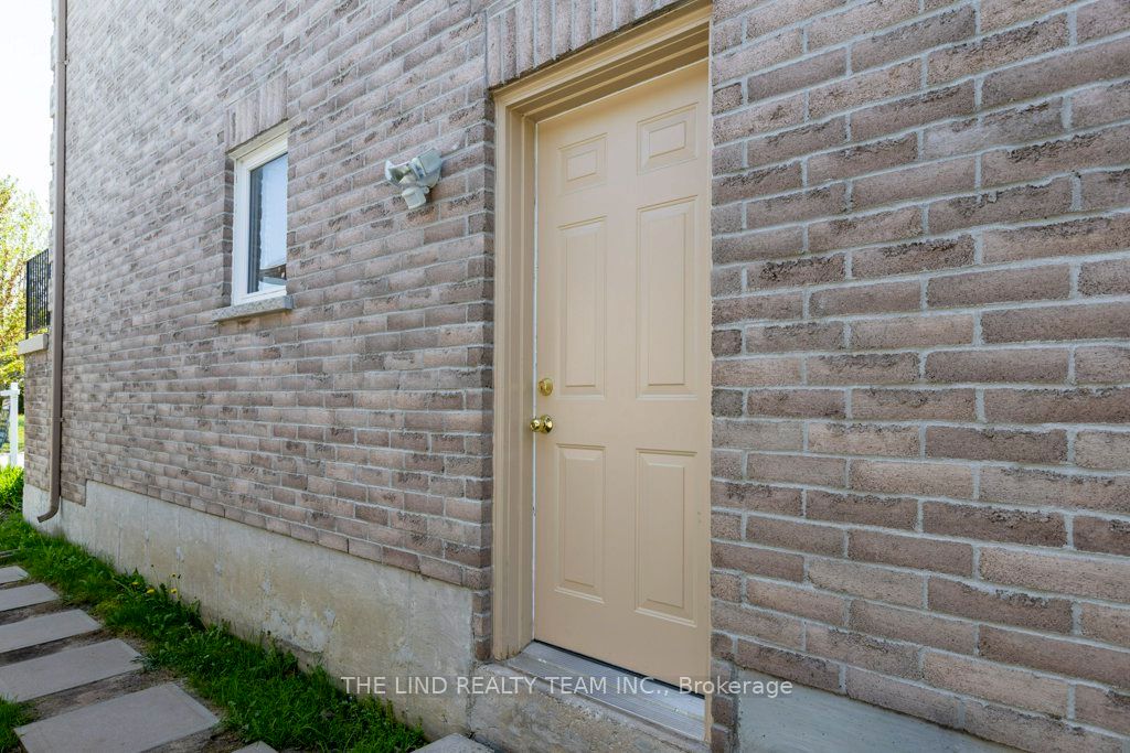 61 Mcintyre Drive Property Photo 4