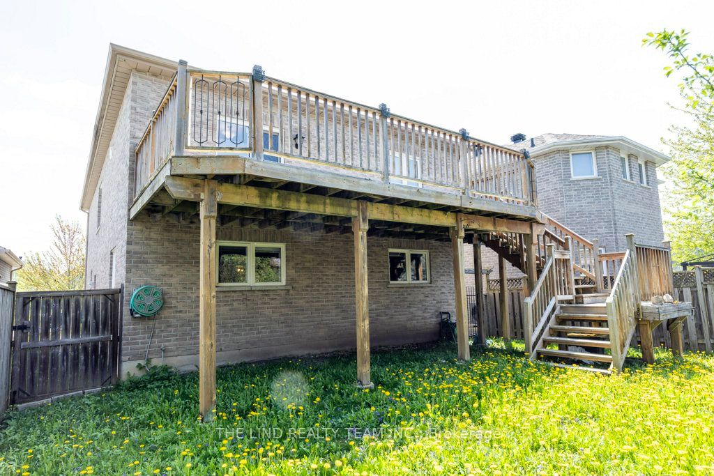 61 Mcintyre Drive Property Photo 8