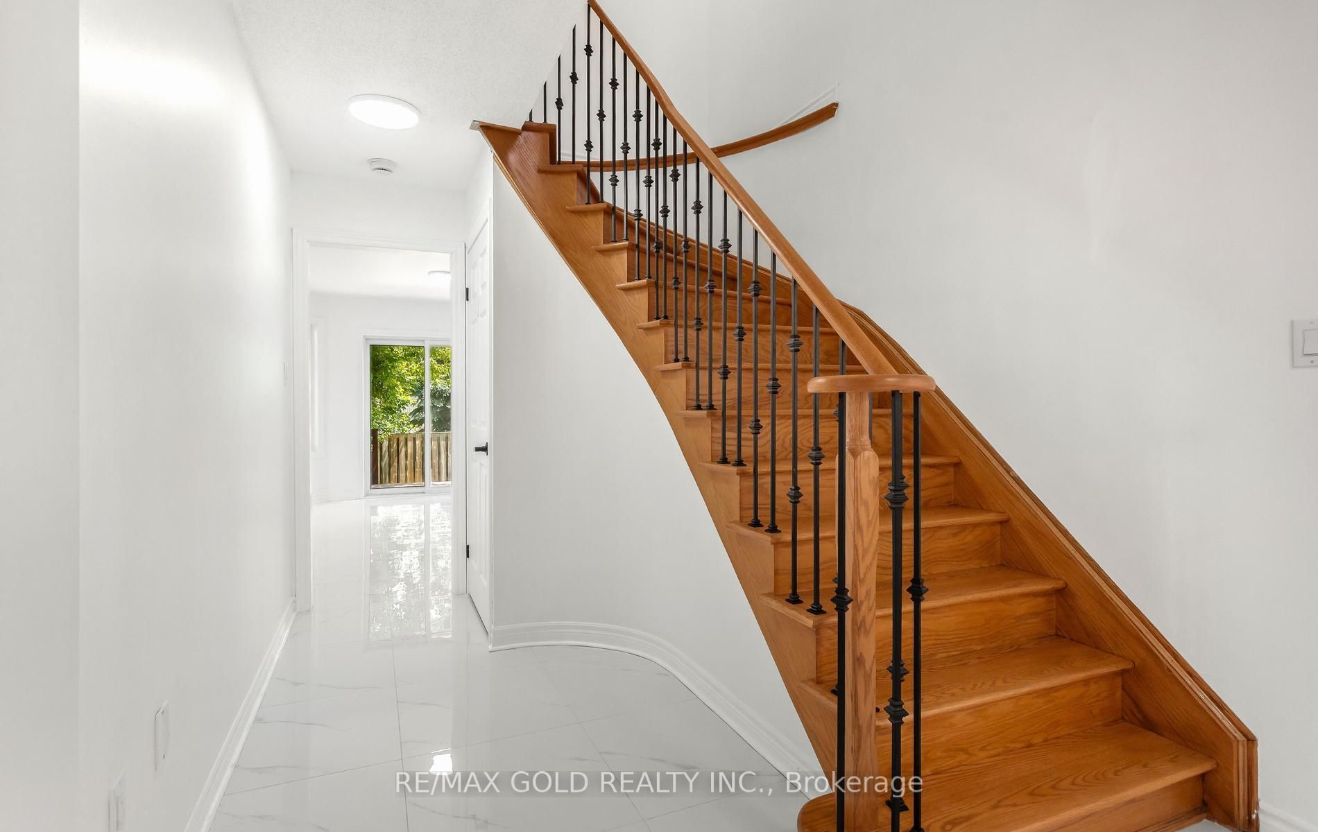 123 Ruffet Drive Property Photo 8