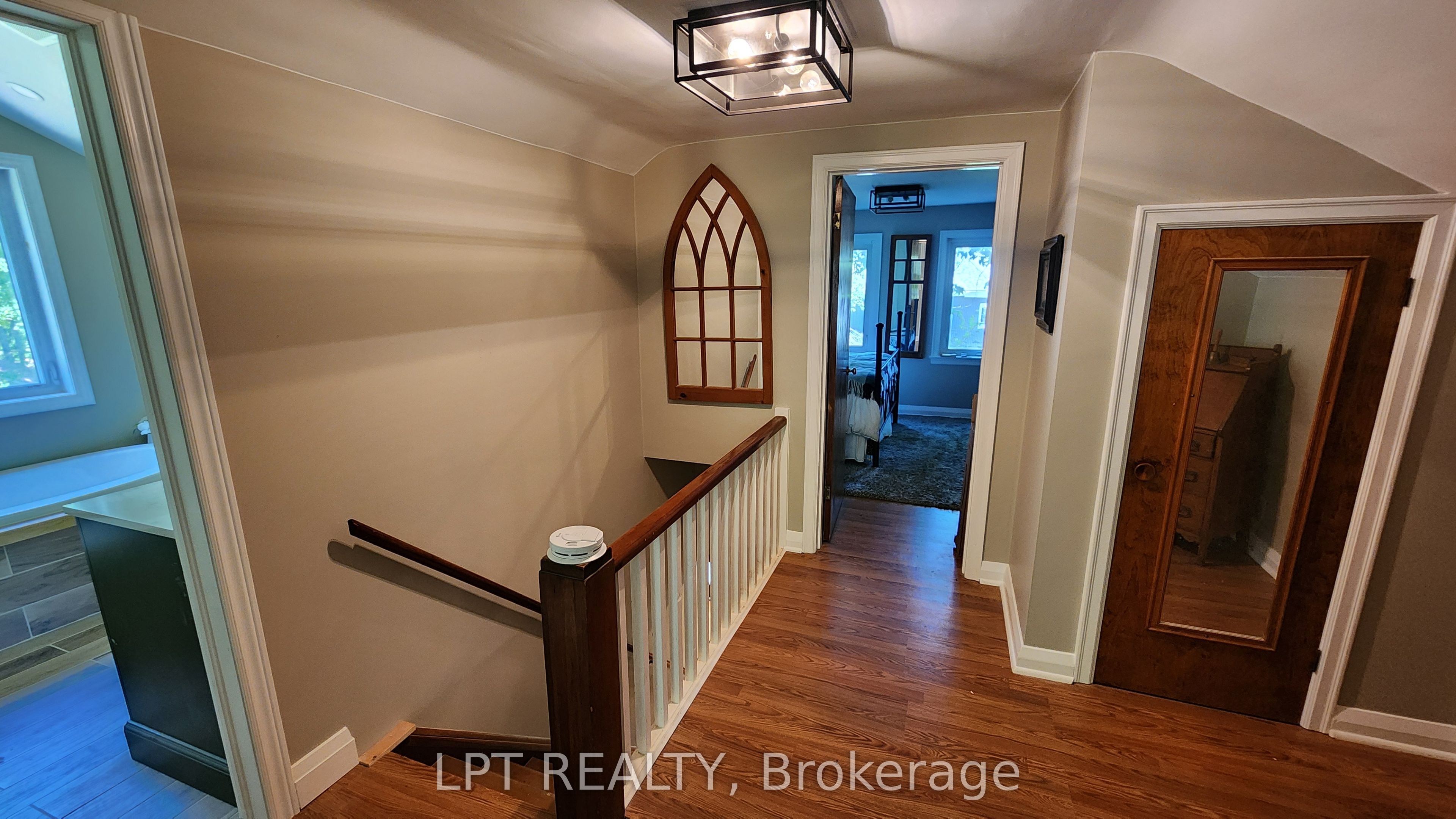 1644 Ridge Road E Property Photo 21