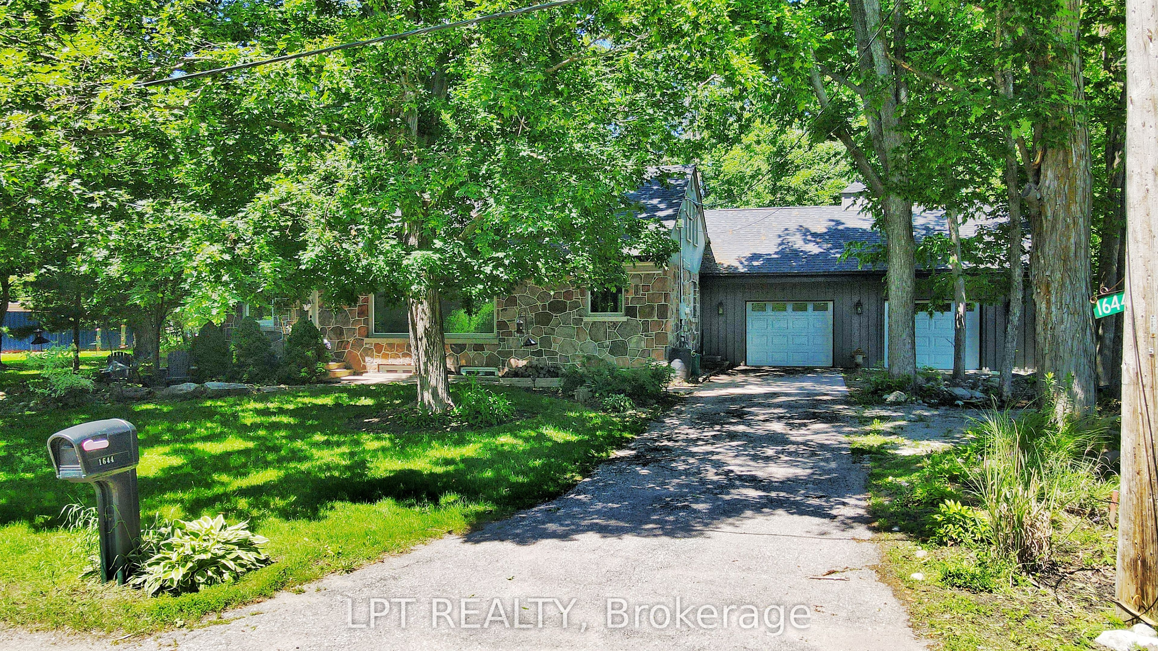1644 Ridge Road E Property Photo 24