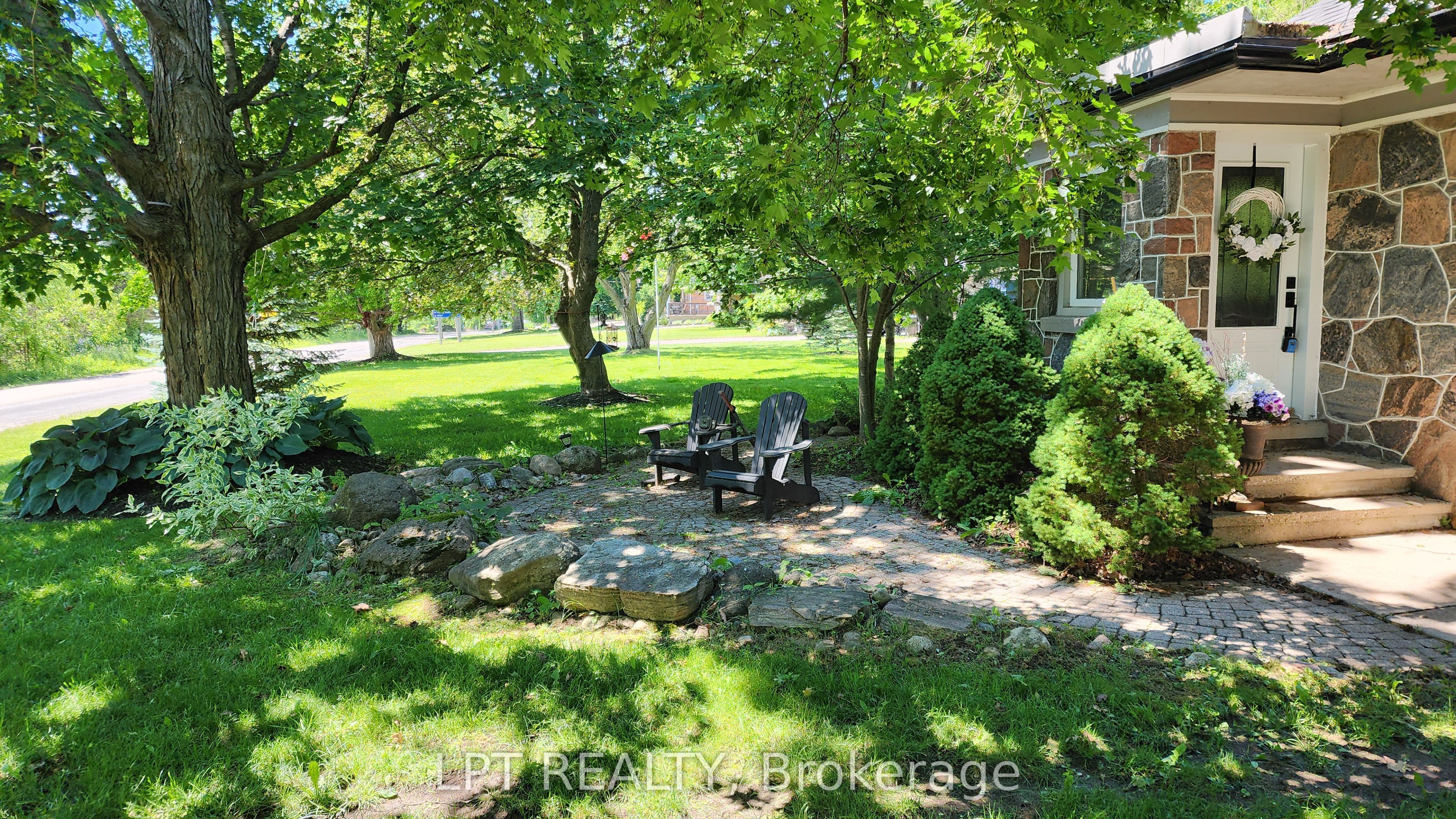1644 Ridge Road E Property Photo 26