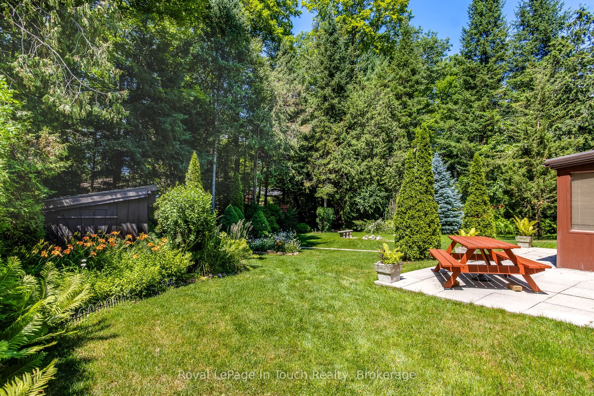 12 Lincoln Avenue Property Photo 6
