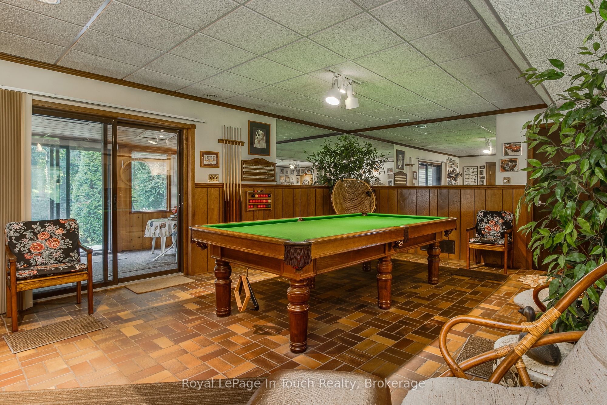 12 Lincoln Avenue Property Photo 11
