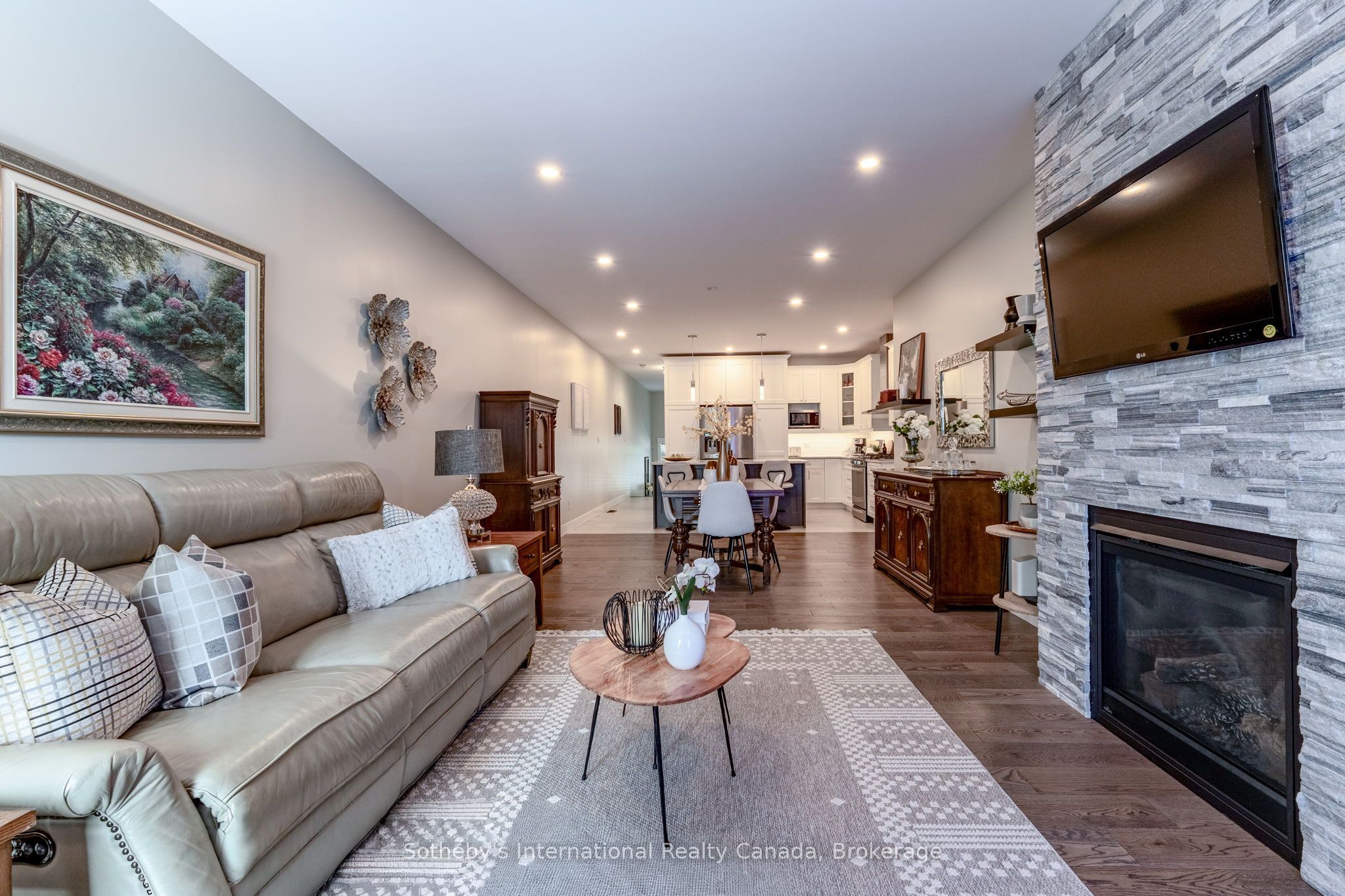 350 Cedar Street Property Photo 16
