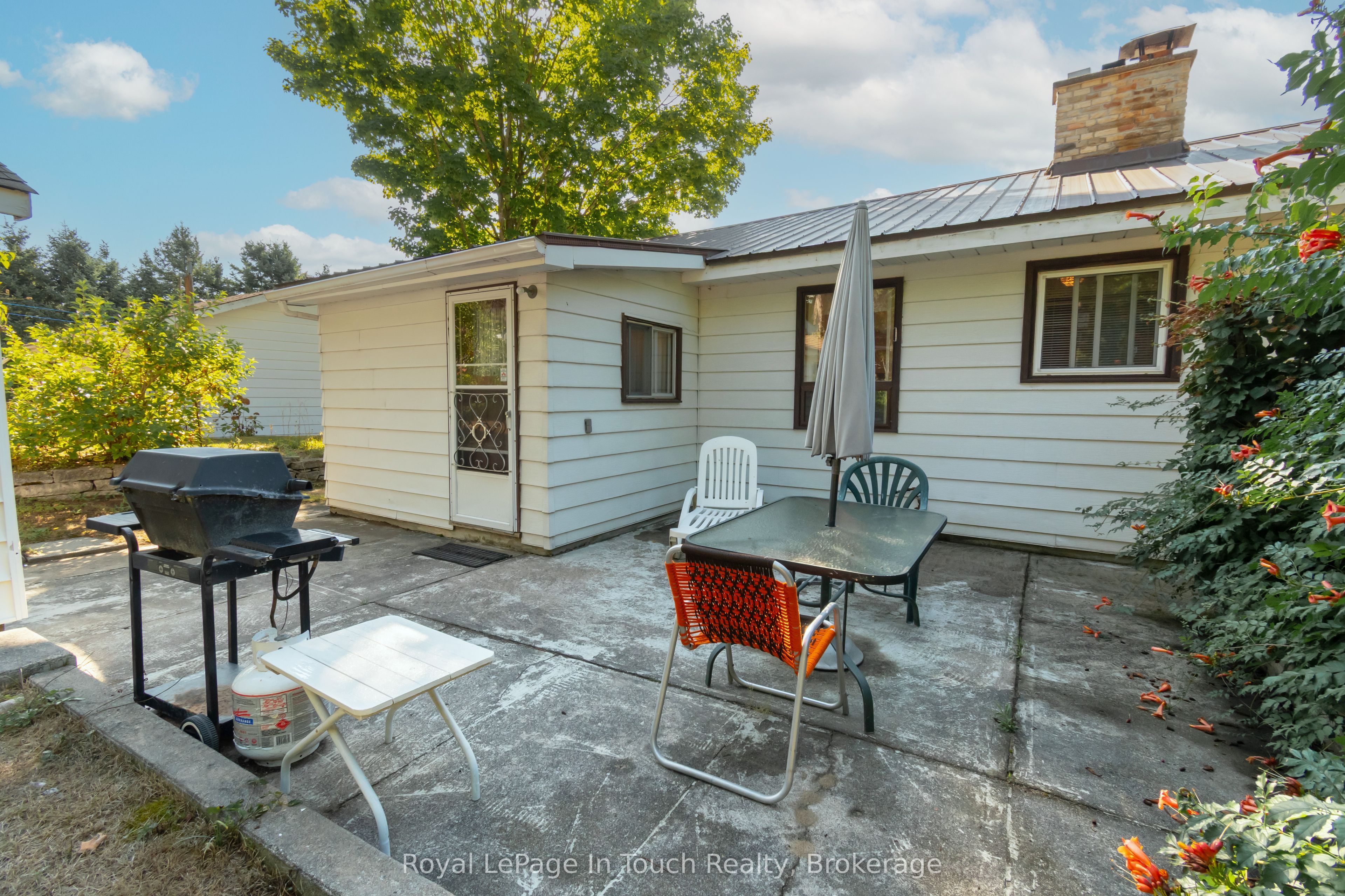 22 Glendale Road Property Photo 3