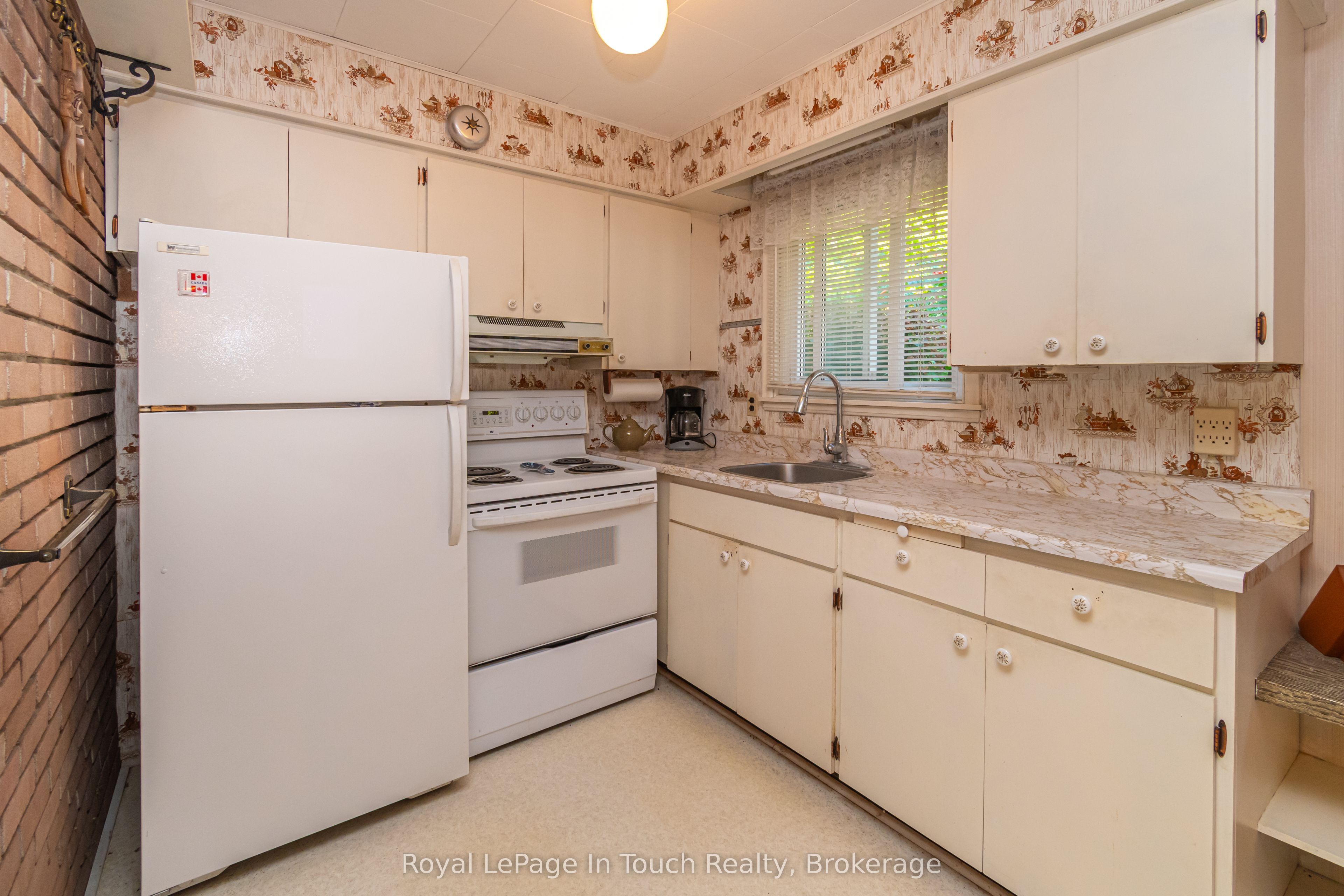 22 Glendale Road Property Photo 26