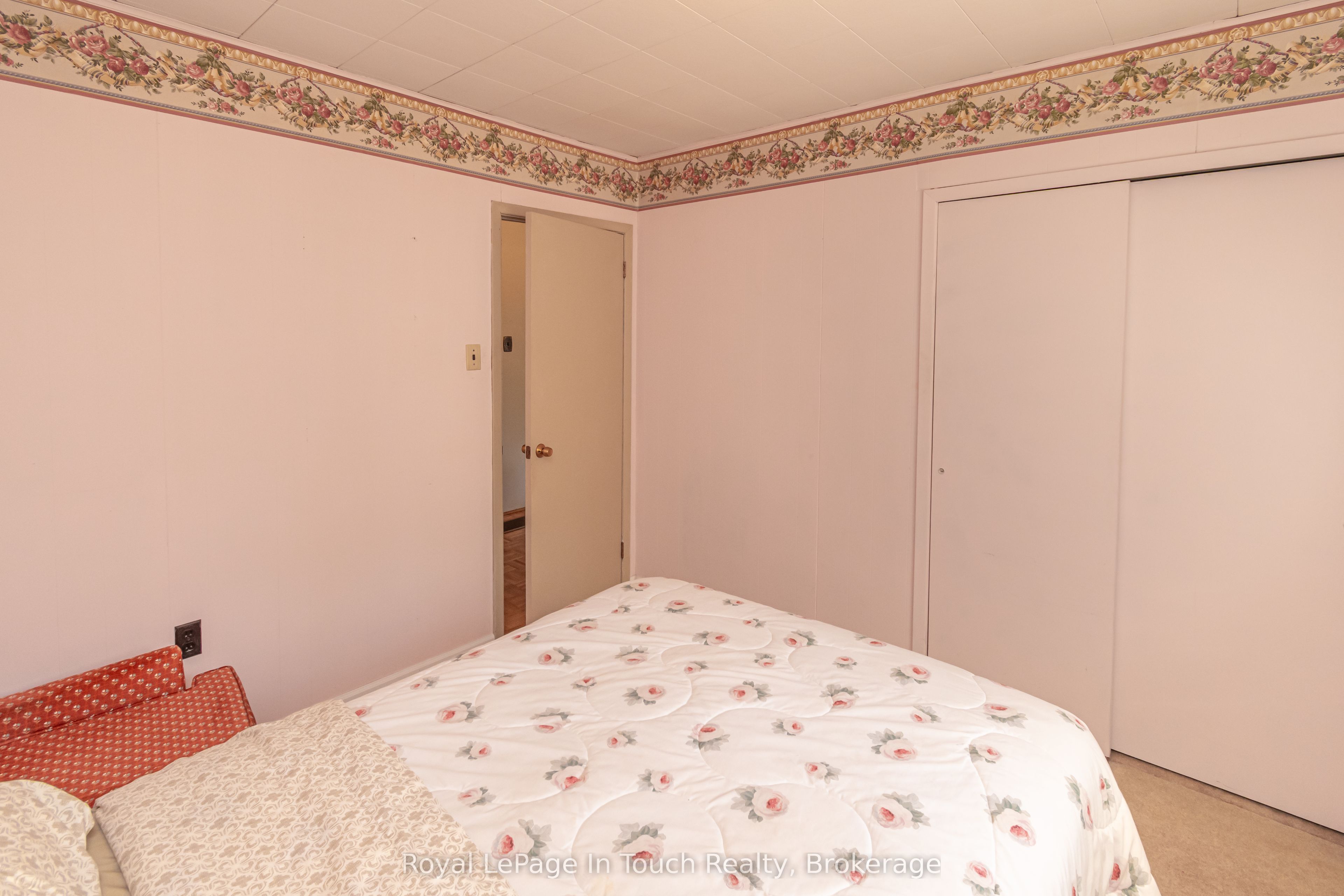 22 Glendale Road Property Photo 28