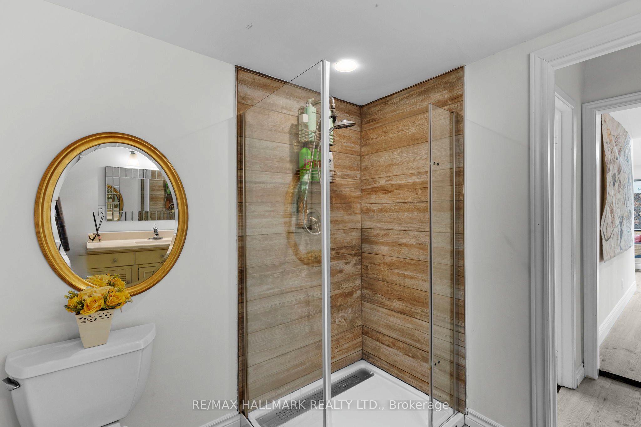 95 Lake Avenue Property Photo 18