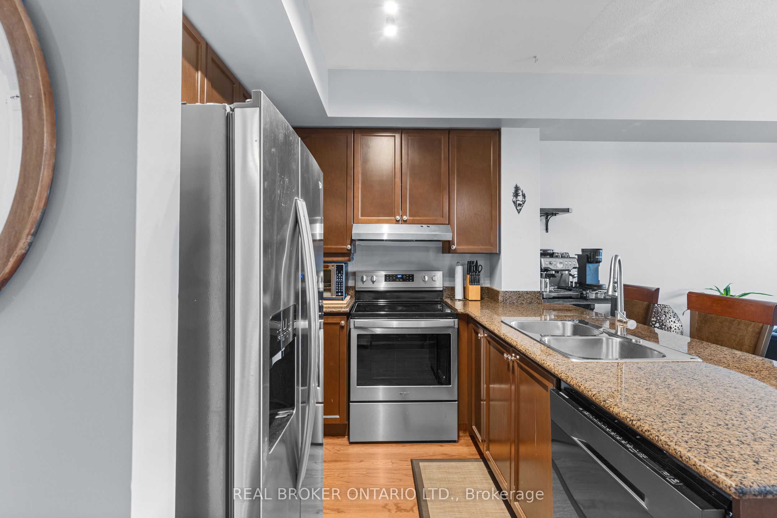 1 Shipyard Lane 302 Property Photo 3