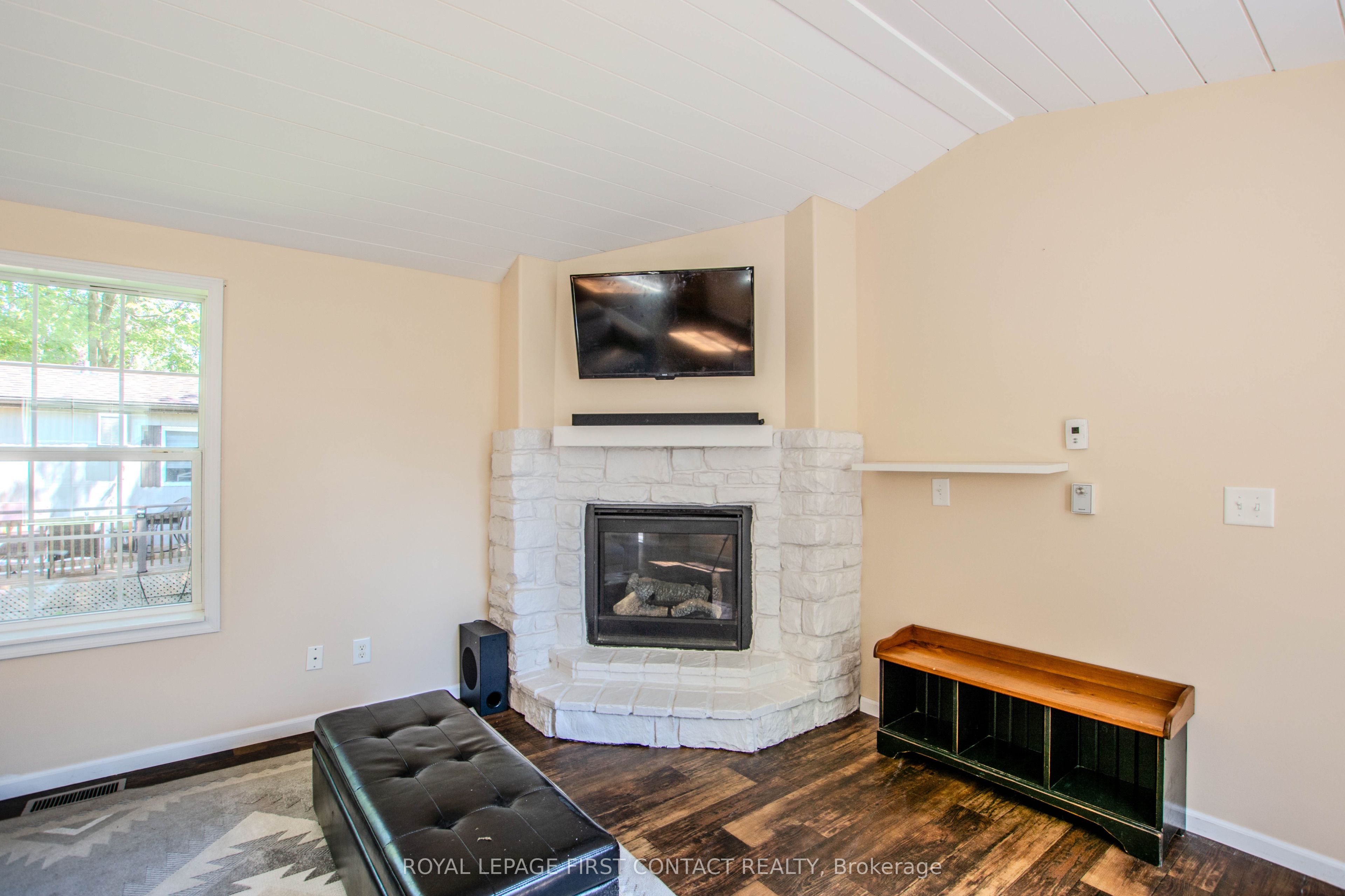 23 Georgian Glen Drive Property Photo 6