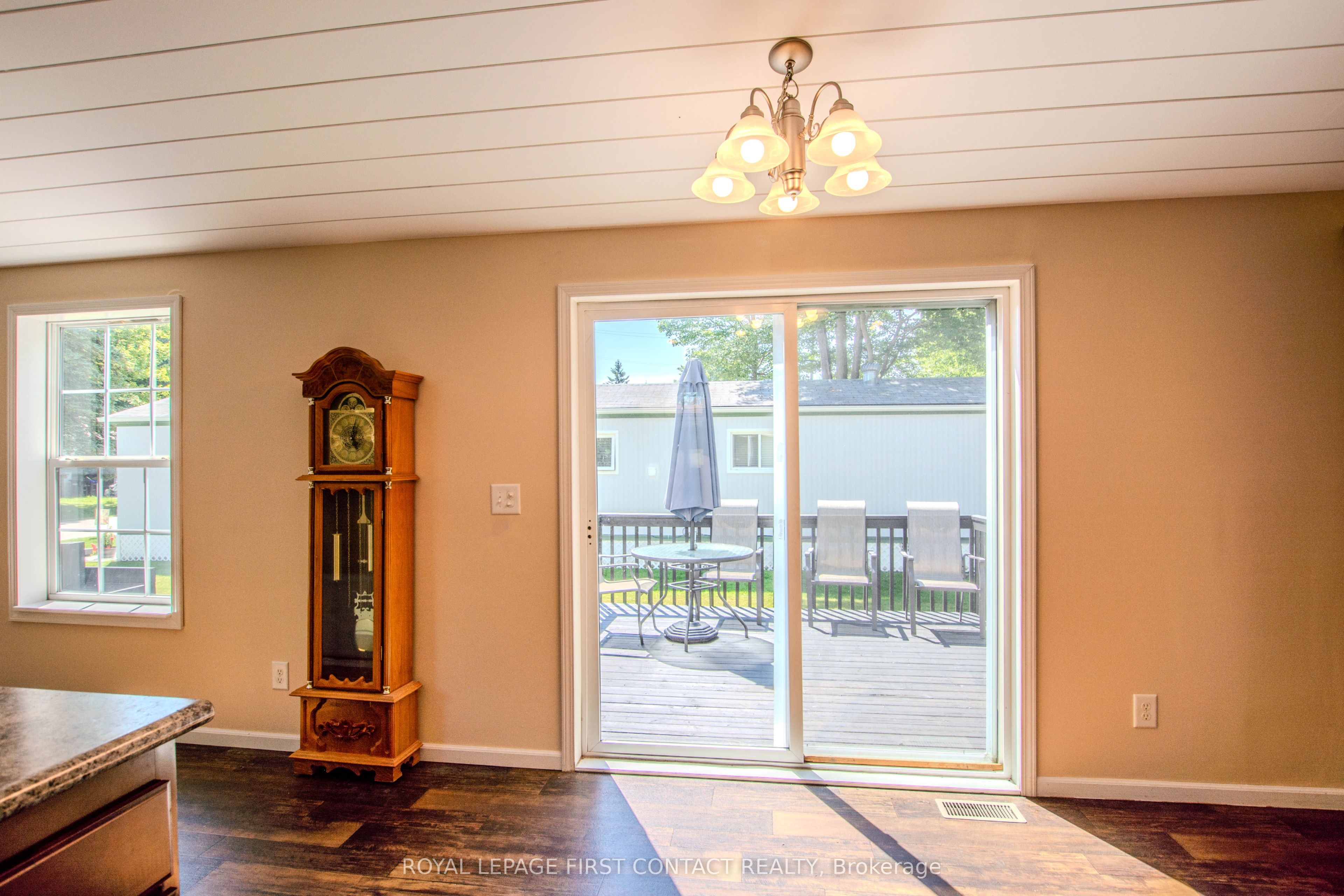 23 Georgian Glen Drive Property Photo 10