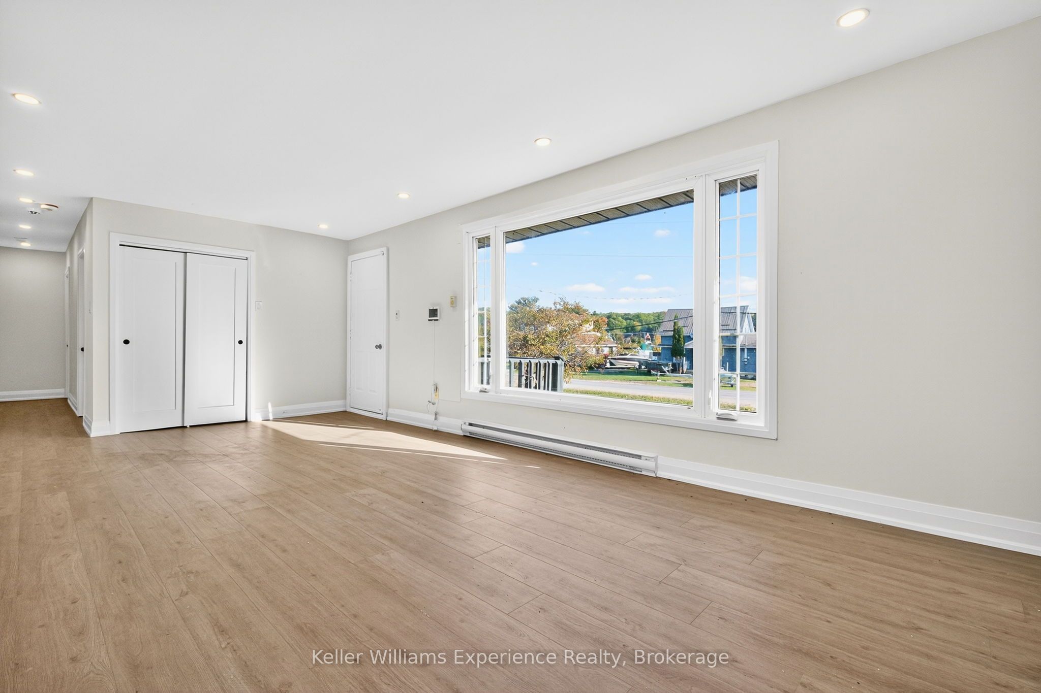556 Champlain Road Property Photo 12