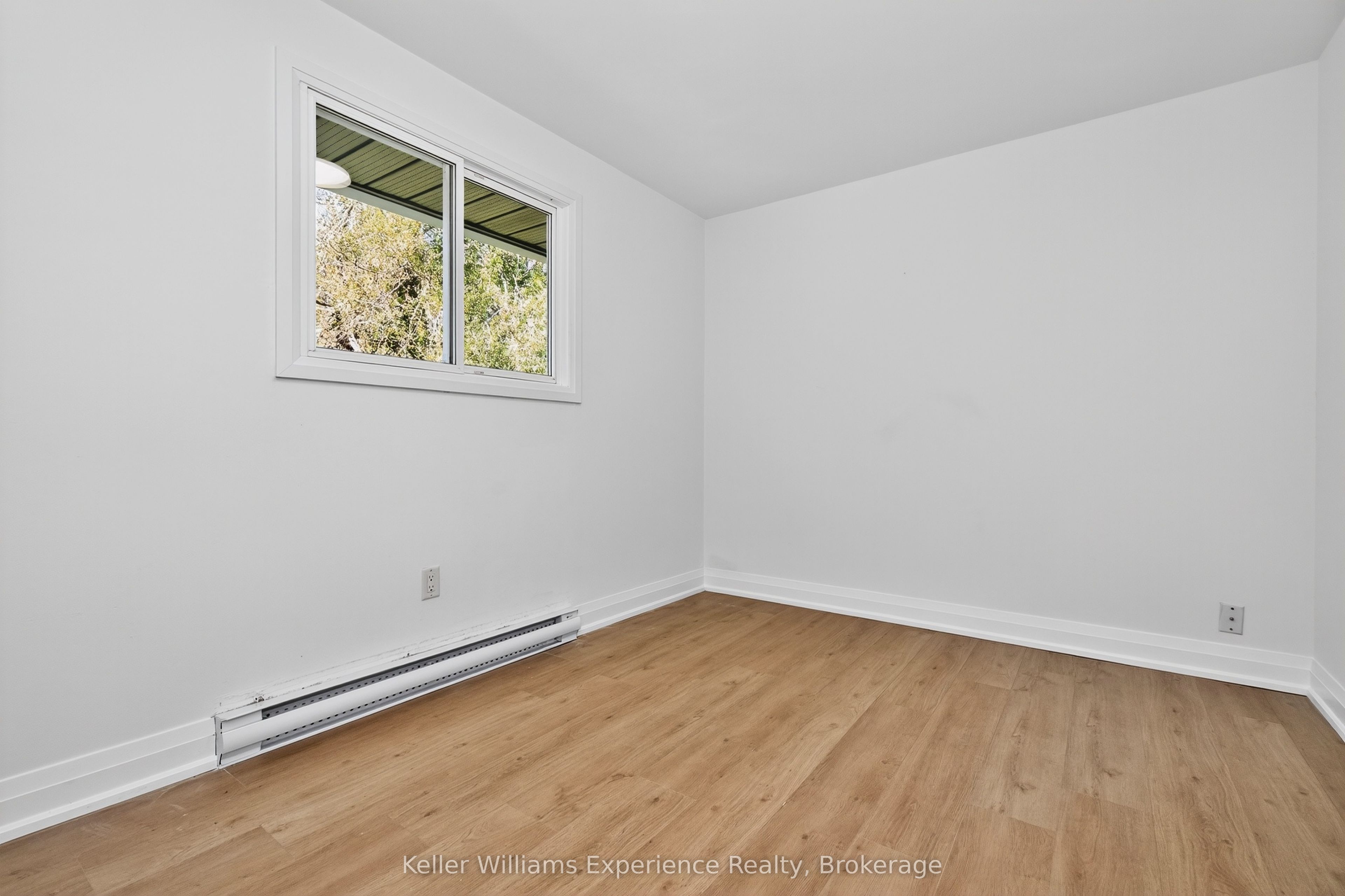 556 Champlain Road Property Photo 19