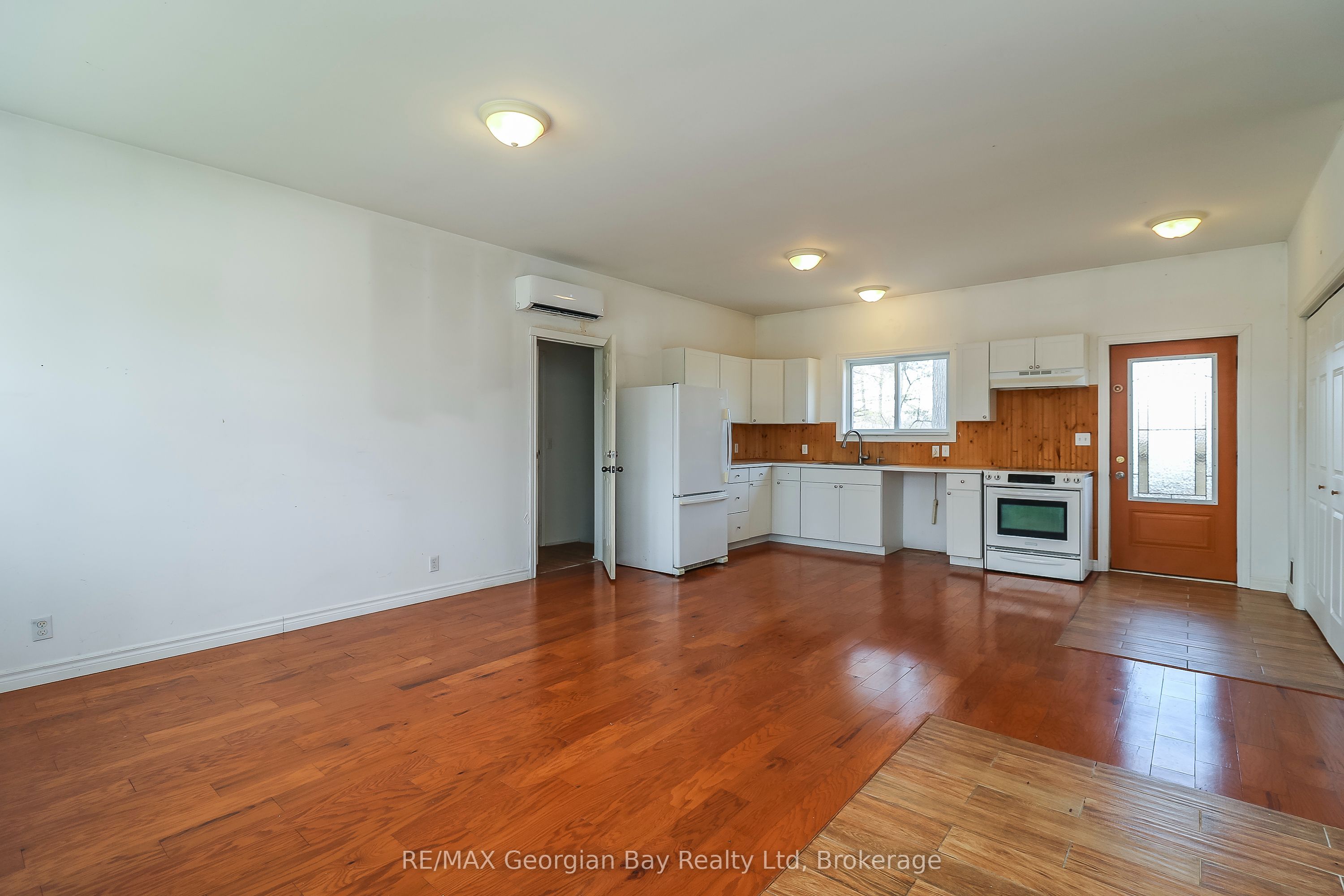 282 Norene Street Property Photo 4