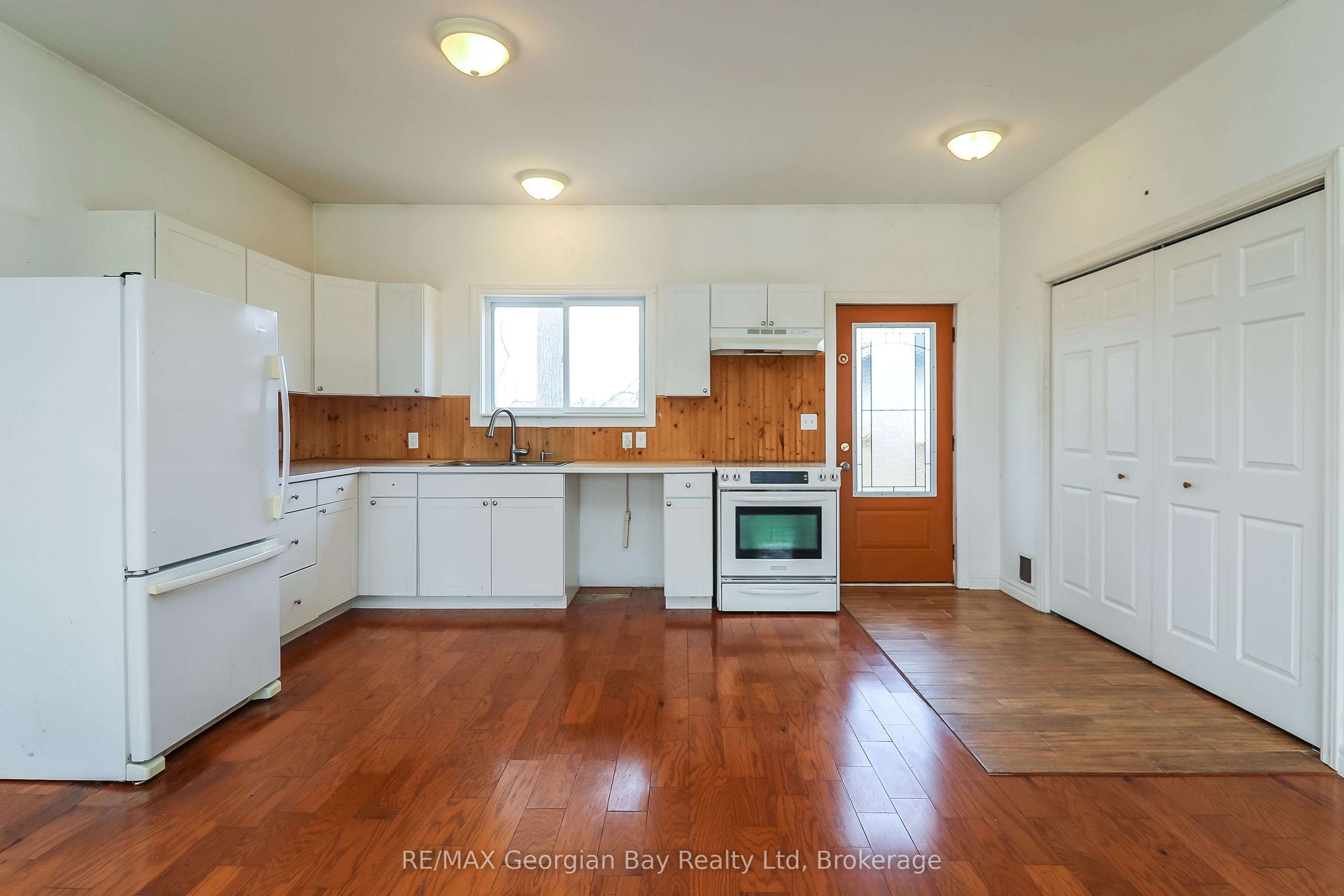 282 Norene Street Property Photo 6