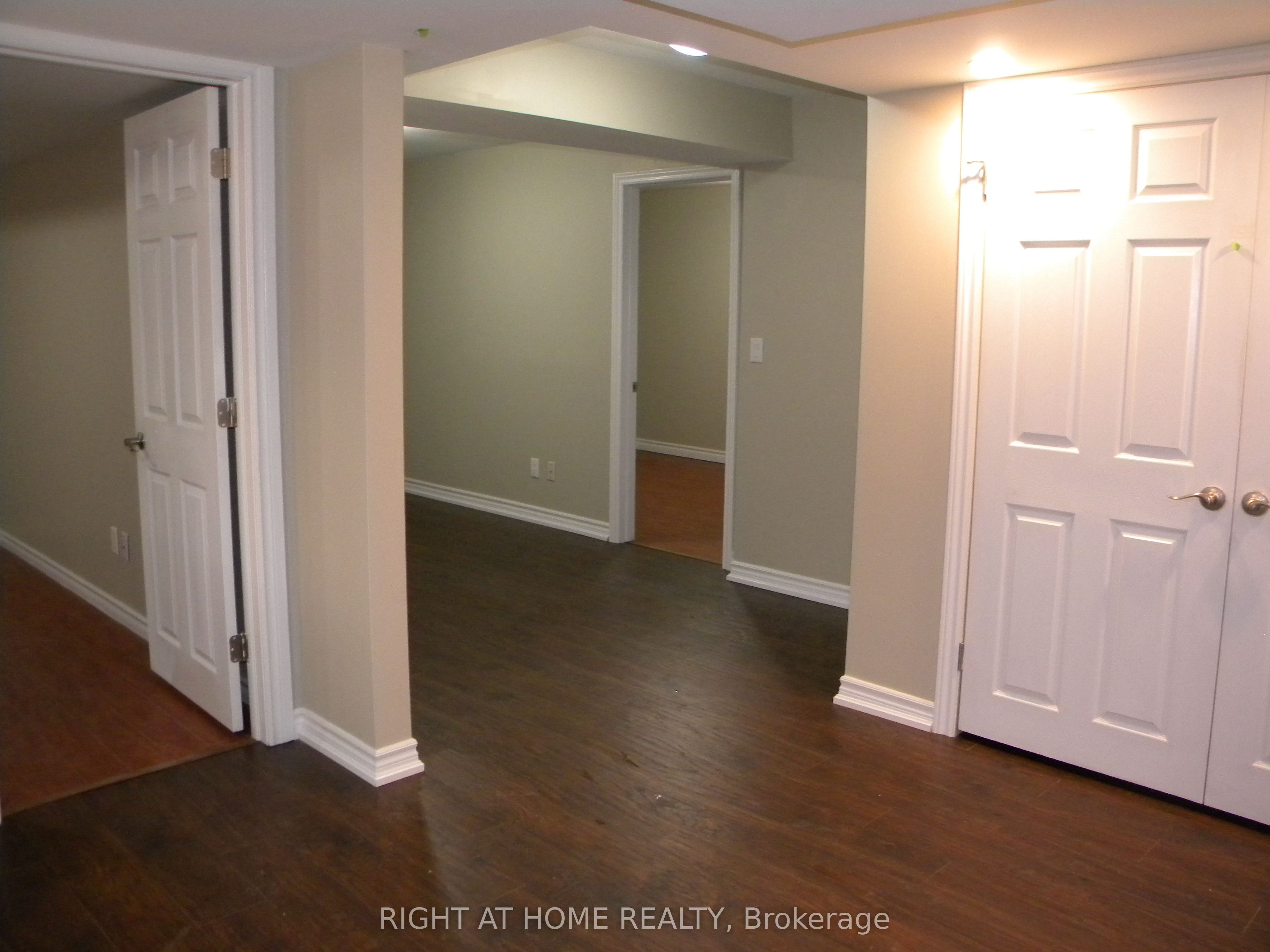 42 Westminster Circle B Property Photo 7