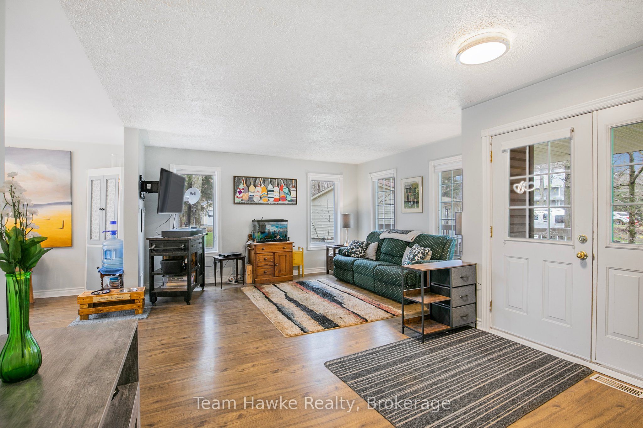 22 Laurier Boulevard Property Photo 5