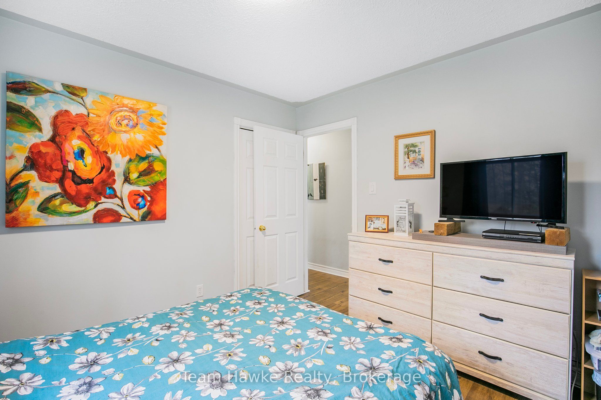 22 Laurier Boulevard Property Photo 14
