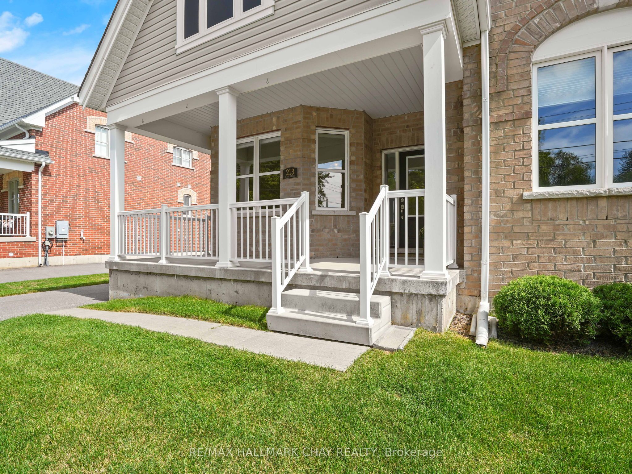 213 Mary Street Property Photo 5