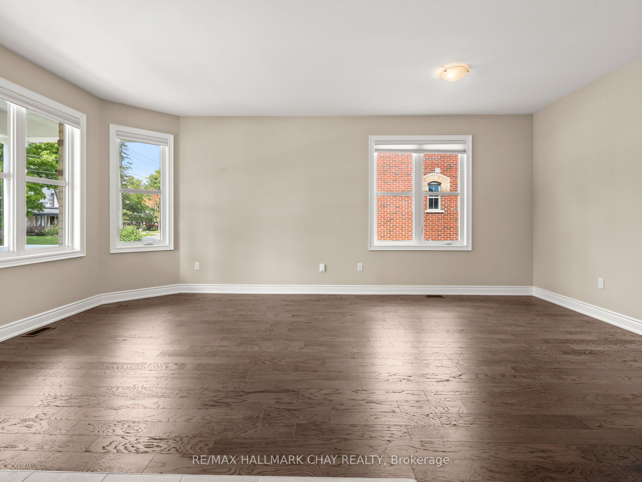 213 Mary Street Property Photo 14