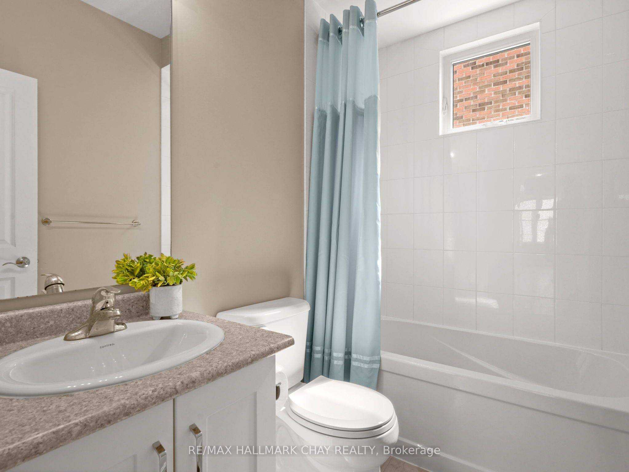 213 Mary Street Property Photo 35