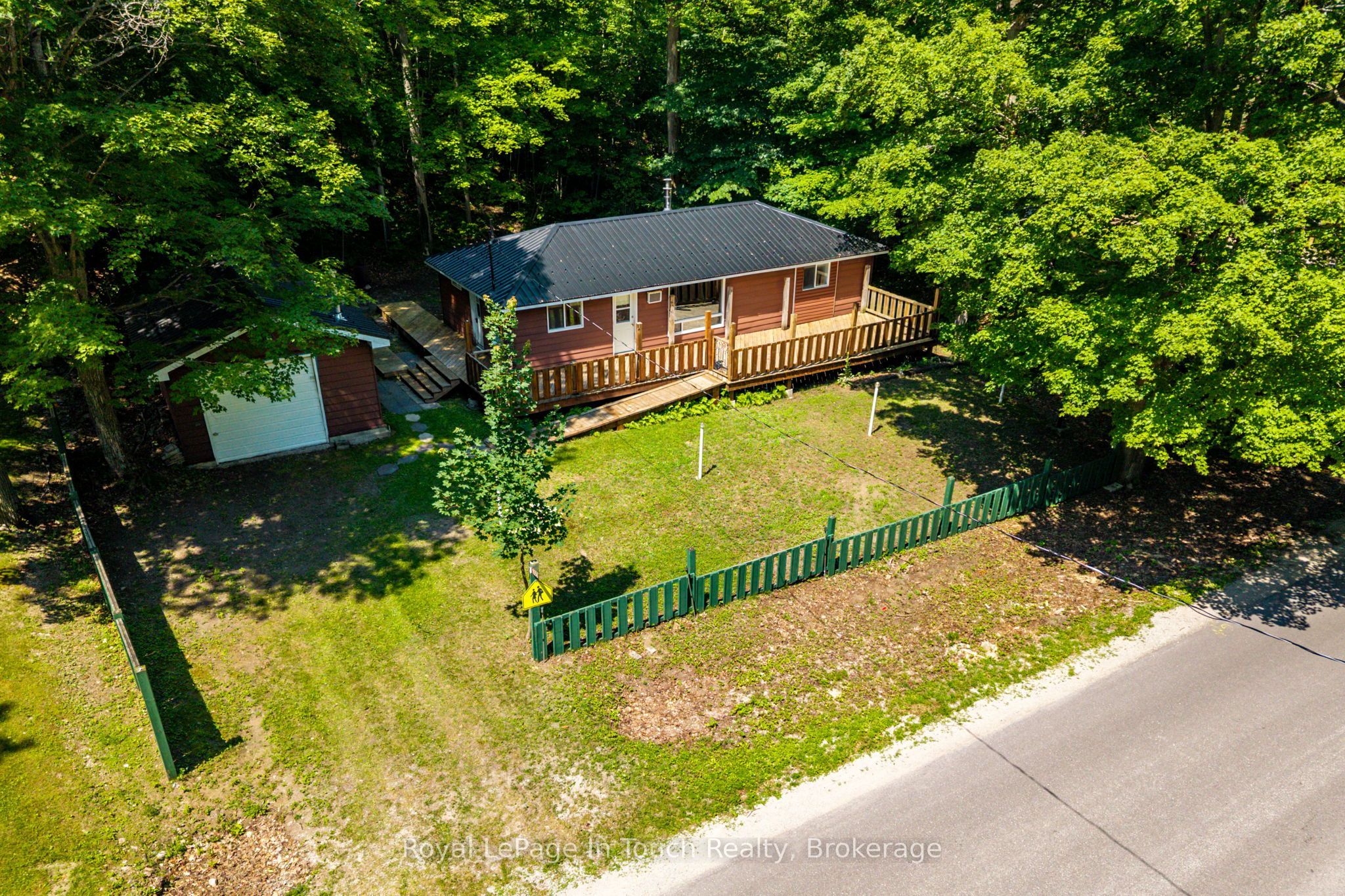 1558 Champlain Road Property Photo 1