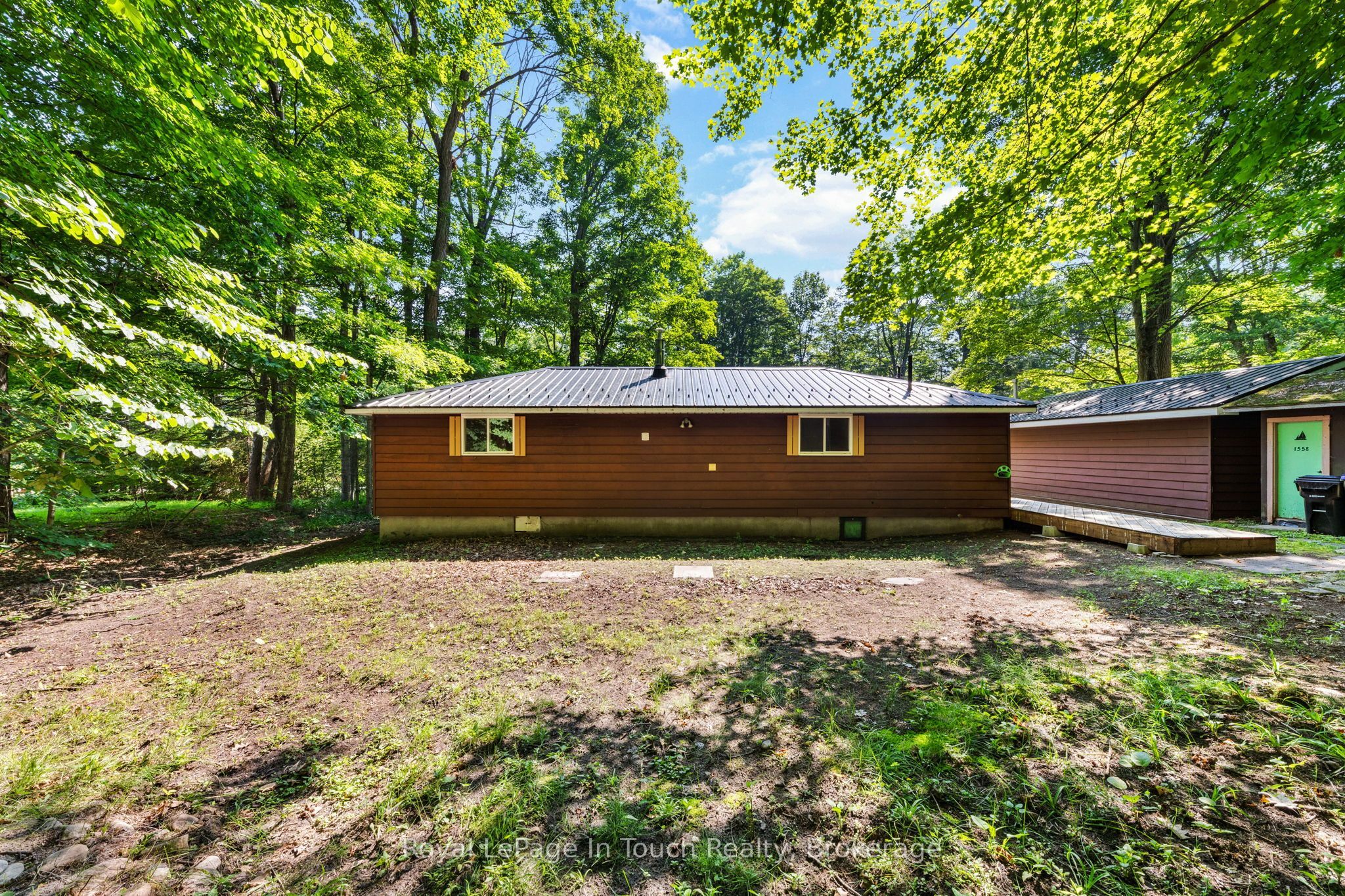 1558 Champlain Road Property Photo 7